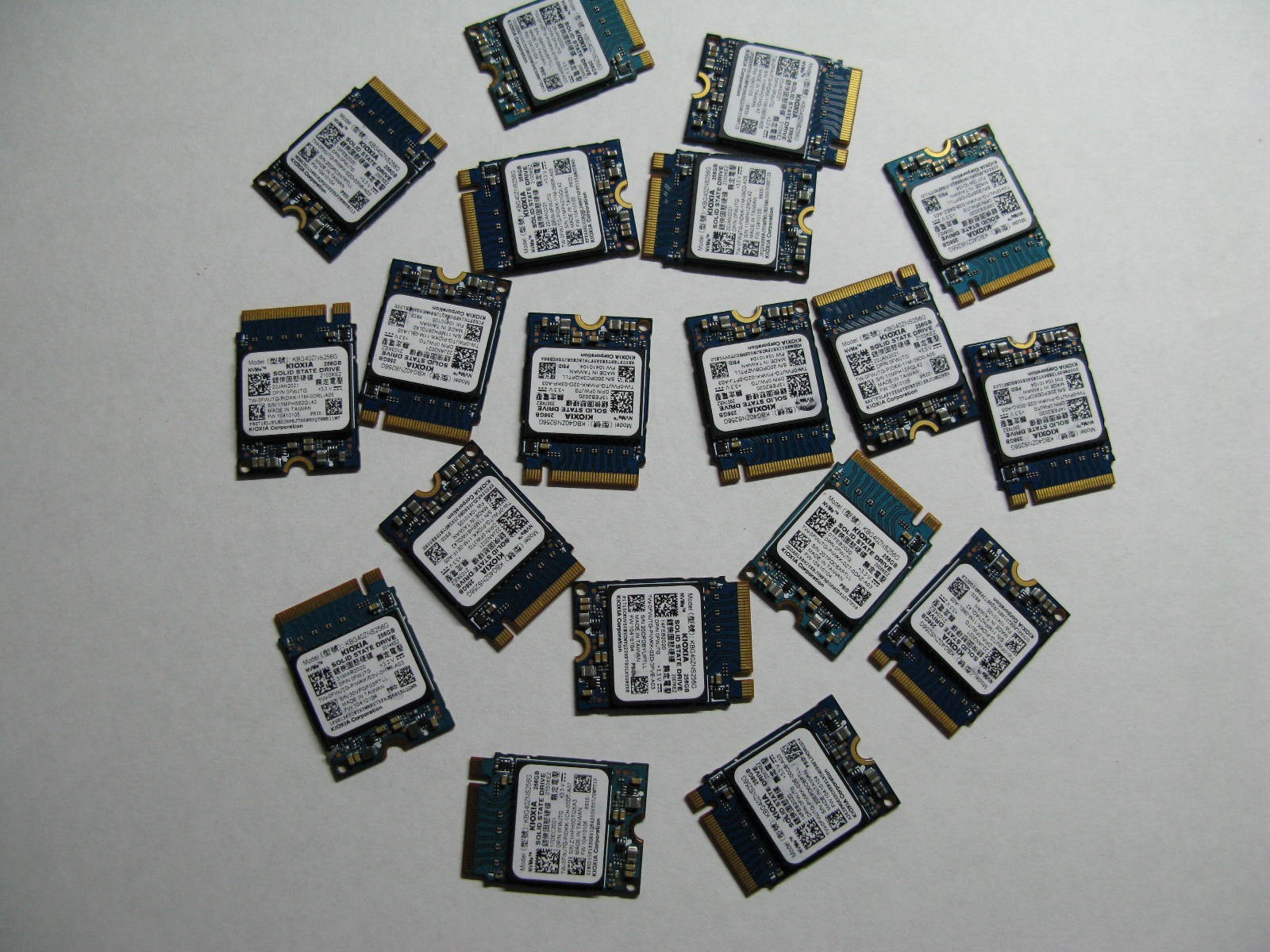 (lot of 19 KIOXIA 256GB SSD M.2 NVME  2235 solid state drive-used - 🔥🔥