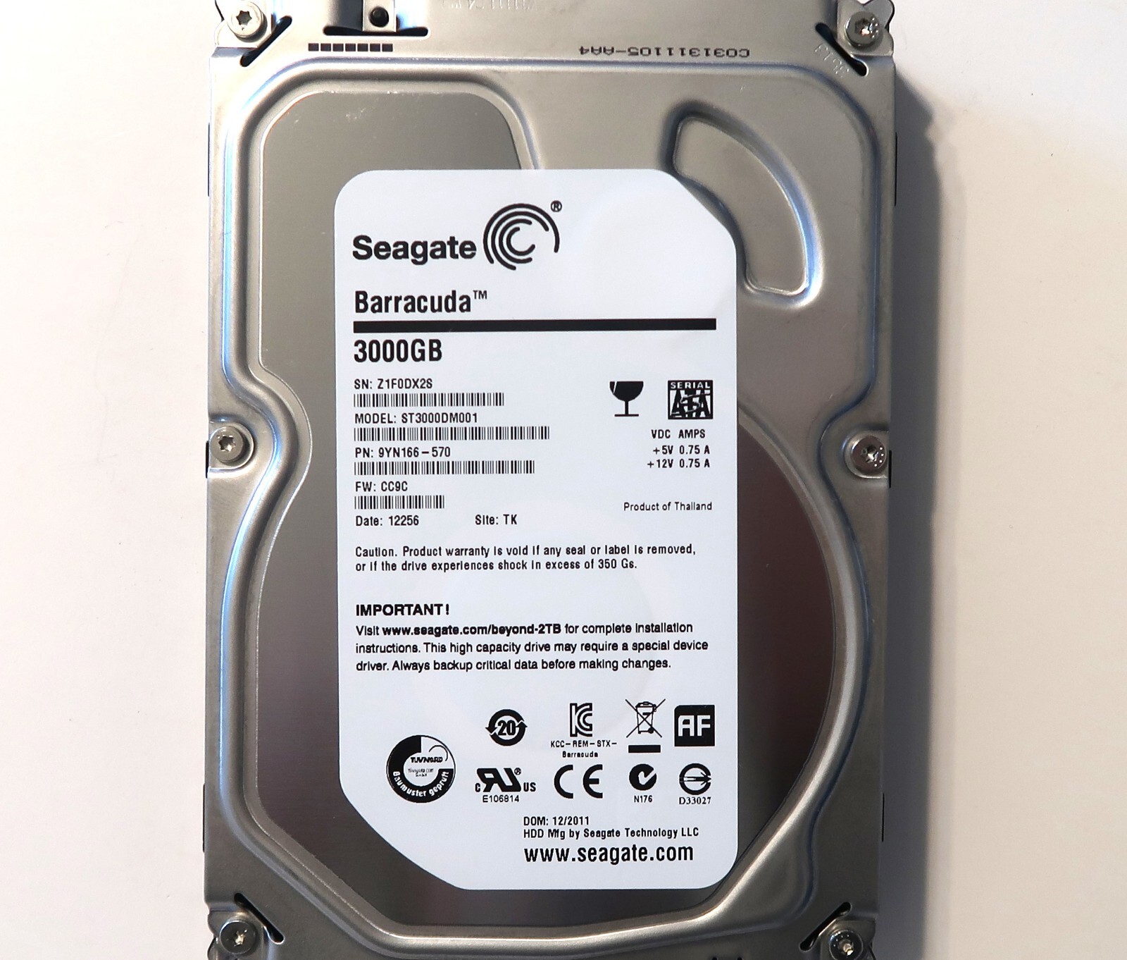 Seagate ST3000DM001 9YN166-570 CC9C TK Thailand (Z1F) 3.5" 3.0TB Sata 12/2011