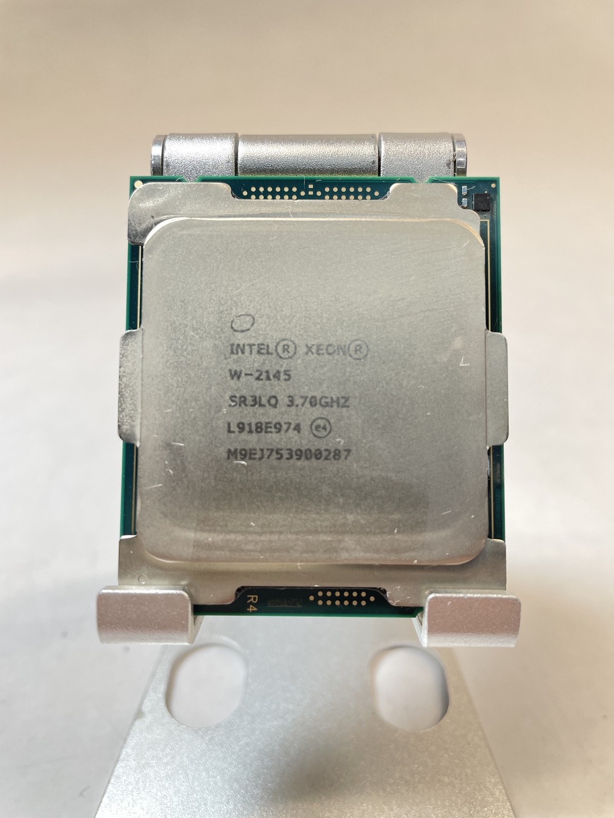 Intel Xeon W-2145 SR3LQ 8-Core 3.70GHz 11MB LGA2066 CPU Processor