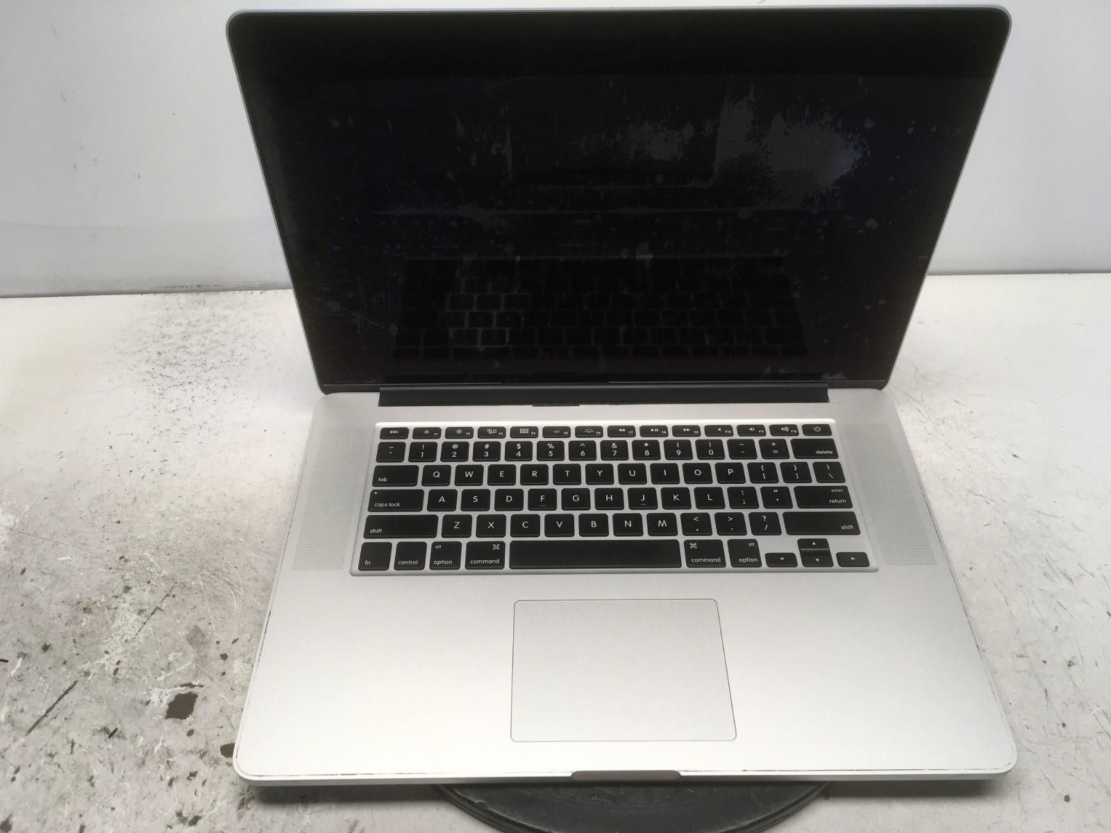 Apple MacBook Pro A1398 Intel Core i7-3615QM NO HDD No Batt