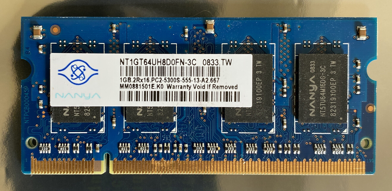 Nanya NT1GT64UH8D0FN-3C 1x1GB PC2-5300S DDR2 Memory 200pin So-Dimm