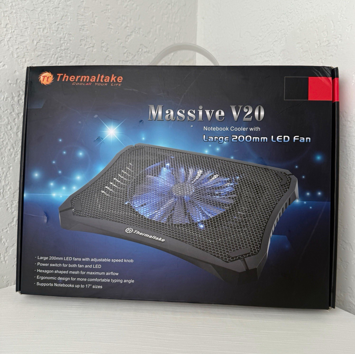 Thermaltake Massive V20 Laptop Cooling Pad 17in USB Anti-Slip Adjustable Black