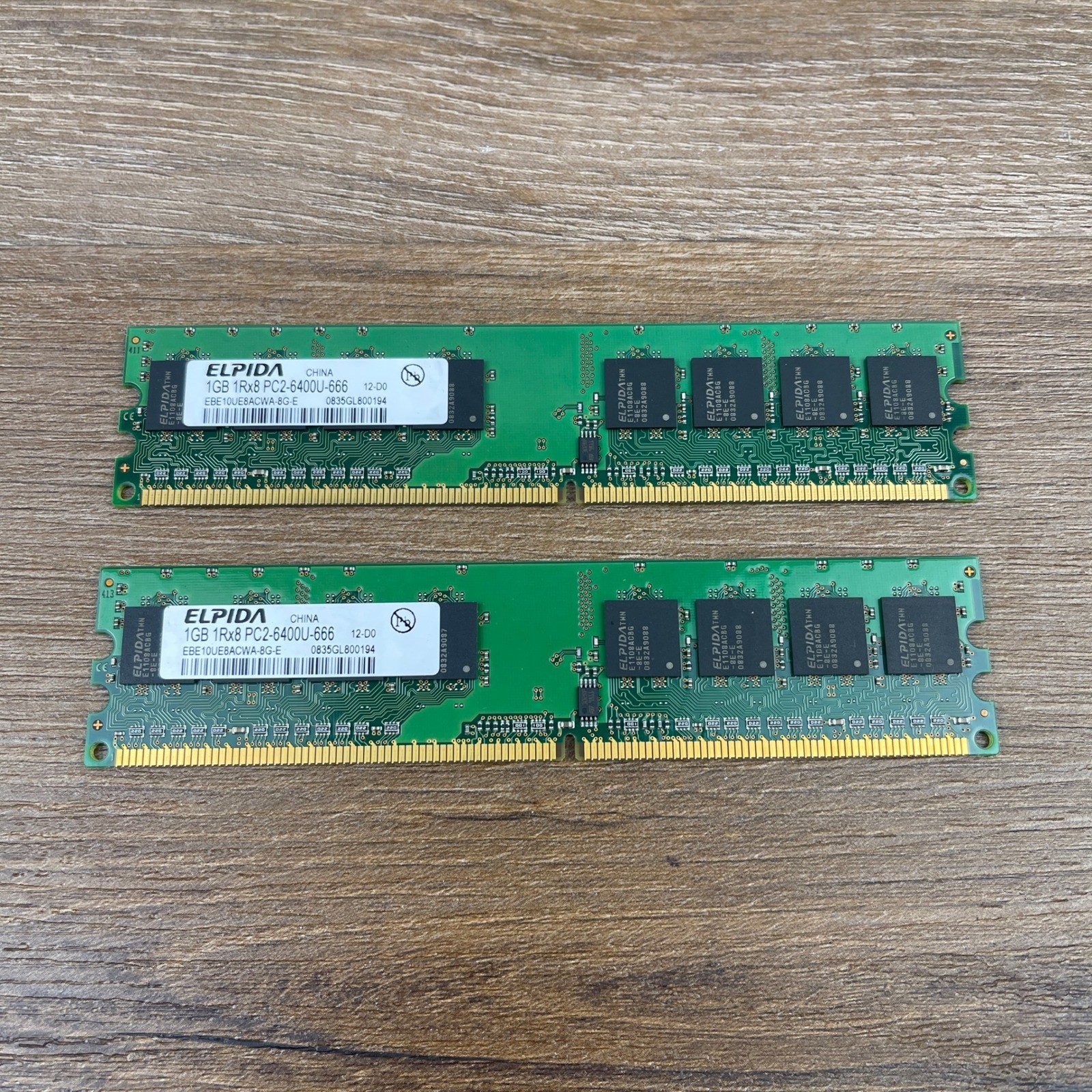 Elpida 2GB 2x1GB PC2-6400U DDR2-800 Desktop RAM EBE10UE8ACWA-8G-E