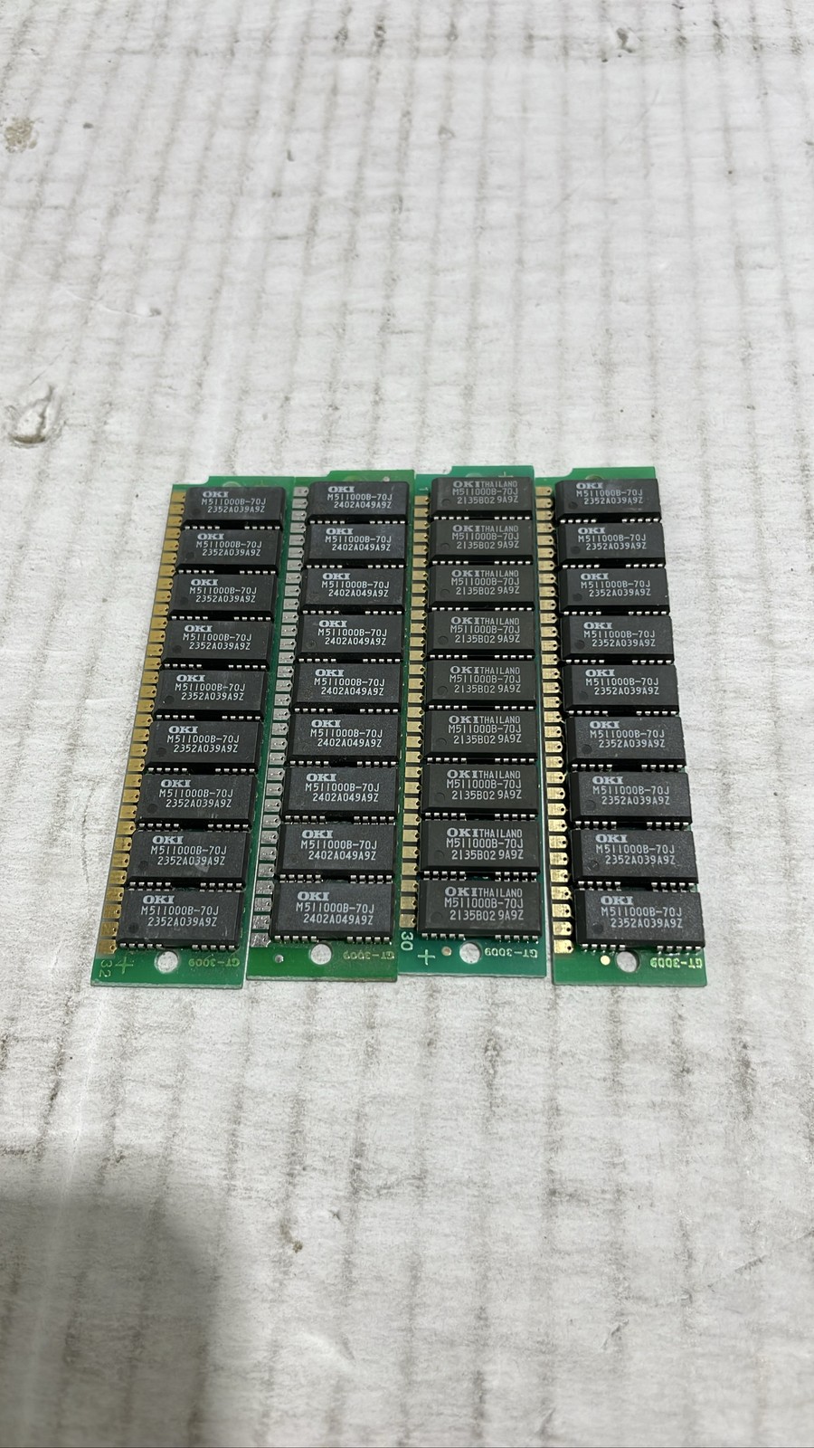 OKI 4MB 4x1MB 30-Pin SIMM FPM 70ns Parity M511000B-70J RAM Lot Of 4