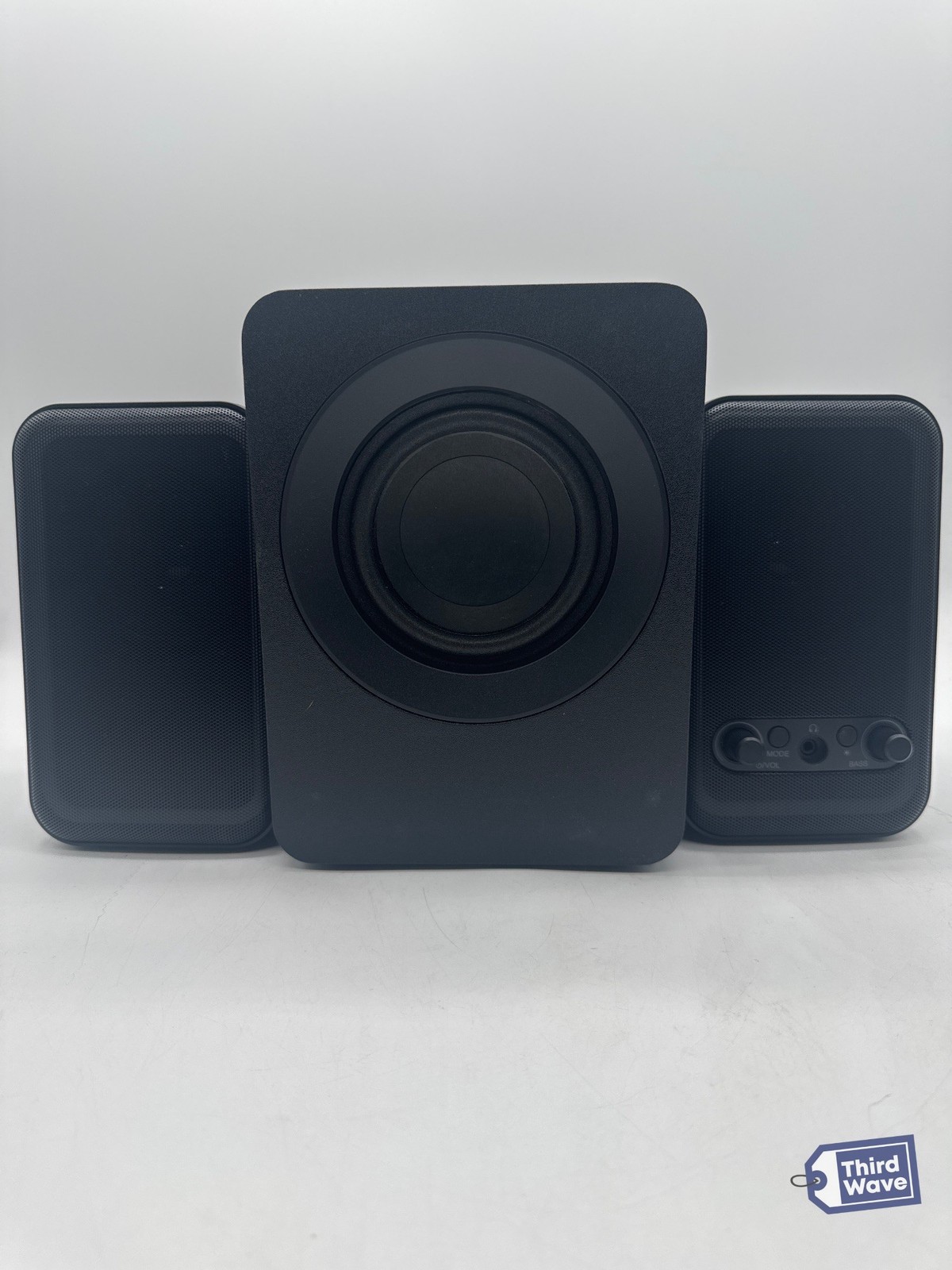 INSIGNIA 2.1 Computer Speaker System Bluetooth RGB NS-CSS2B6