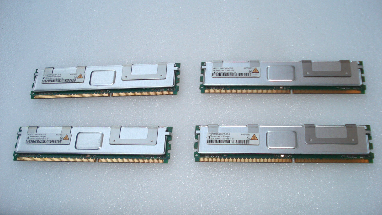 (Lot of 4) 4GB Qimonda HYS72T128420HFA-3S-B 1GB 2RX8 PC2-5300F-11-BO MEMORY