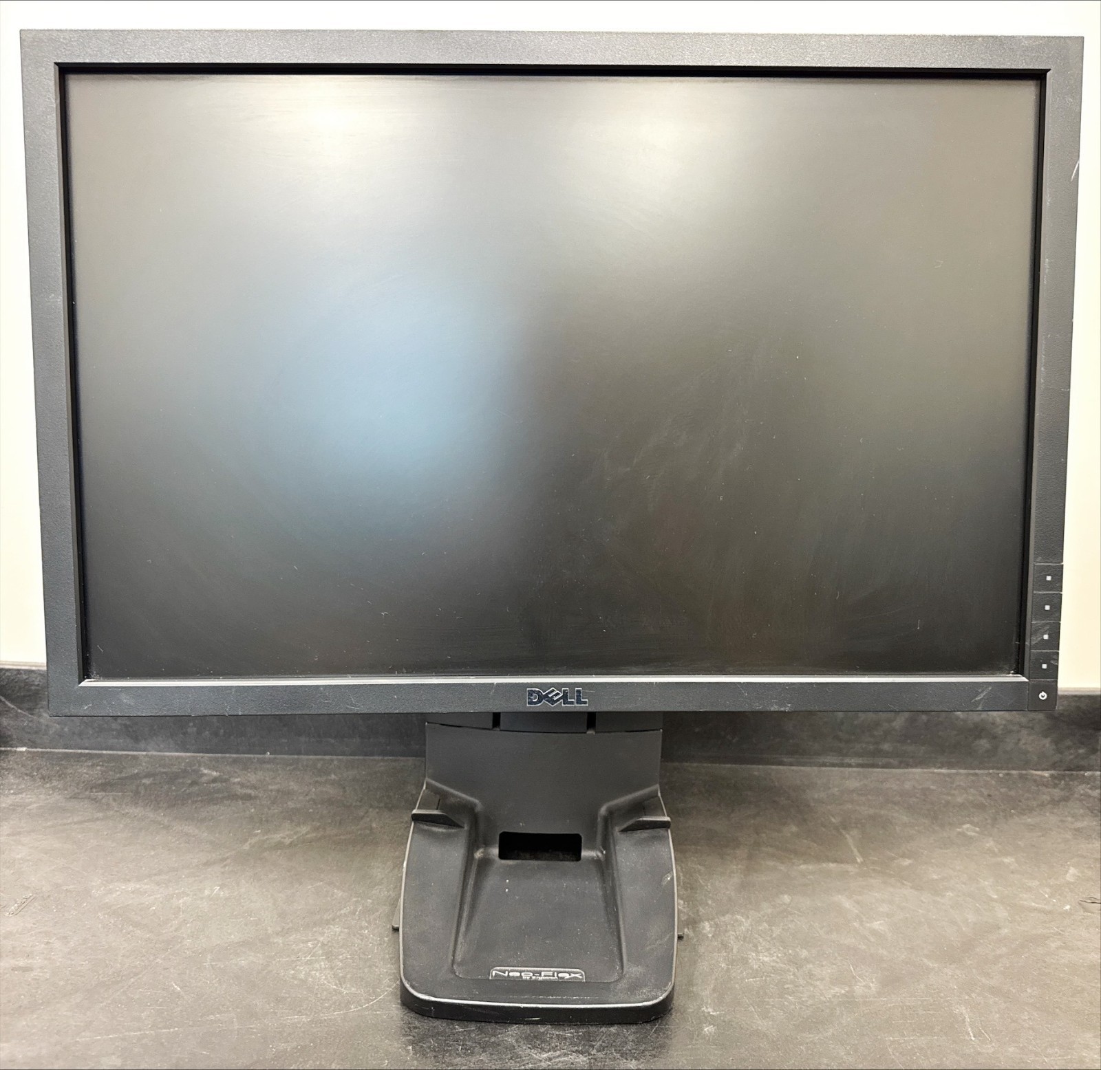 Dell P2210 22" 1680x1050 Monitor