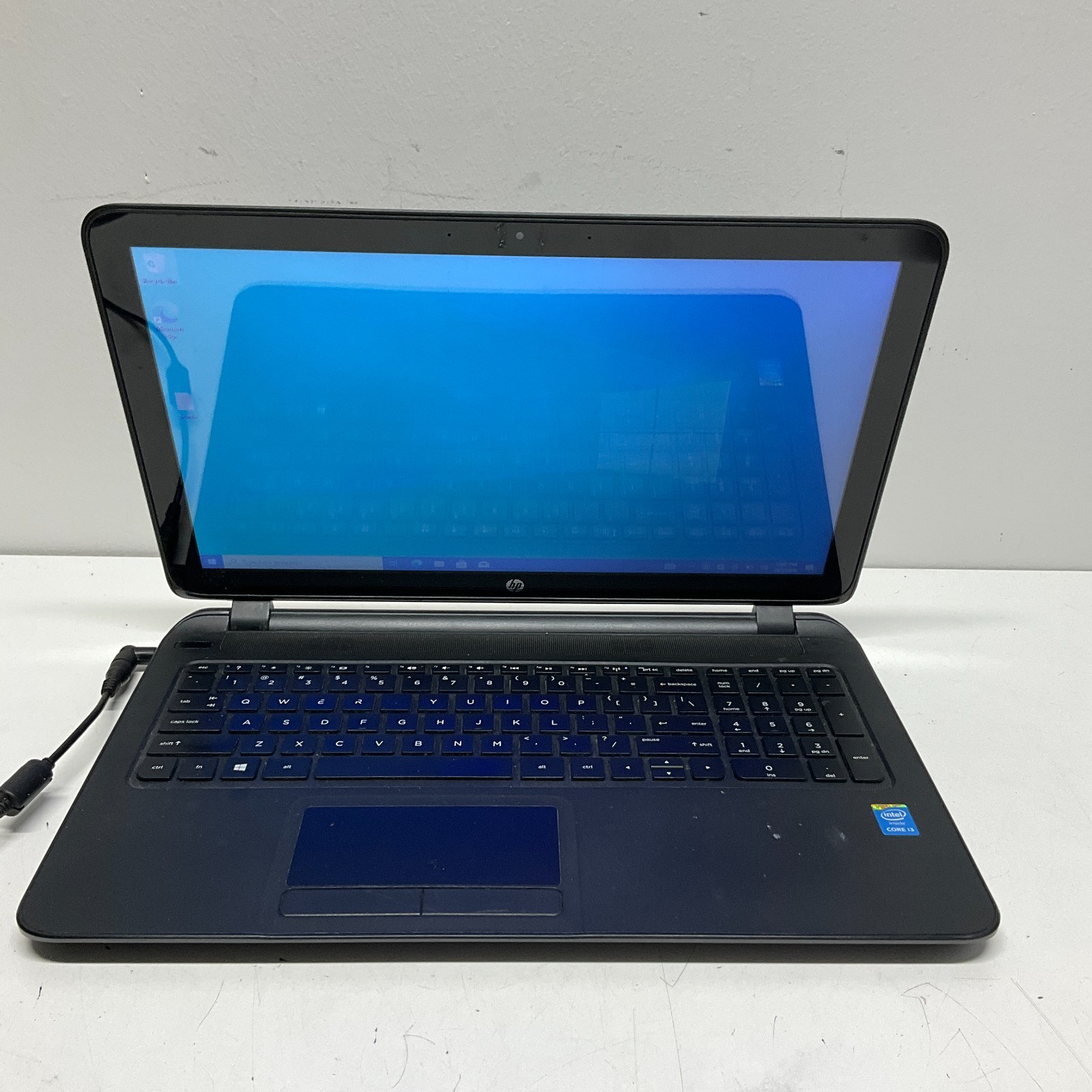 HP 15-f010dx Intel Core i3-4010u 1.70GHz 4GB RAM 500GB HDD Windows 10 Pro Laptop