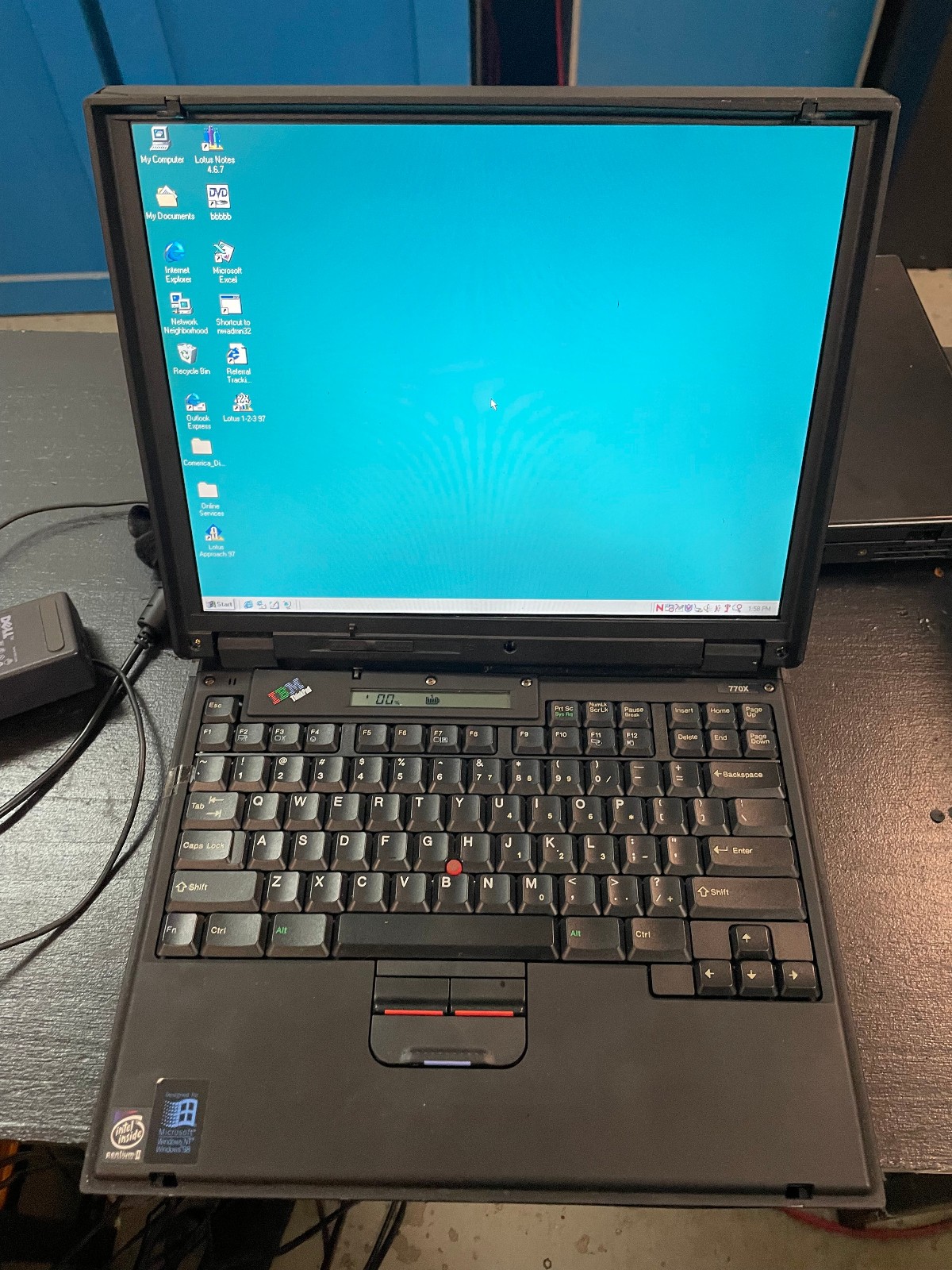 IBM THINKPAD 770X Win 98 Excel Lotus123 CMOS main battery OK Serial Port
