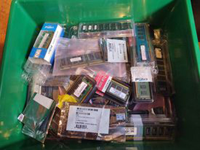 PC RAM  50+ pieces.