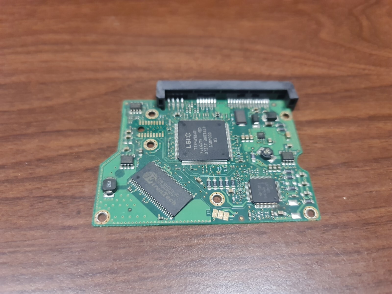 Maxtor/Seagate ST3160815AS PCB Logic Board 100428473 REV C PCB LOGIC BOARD