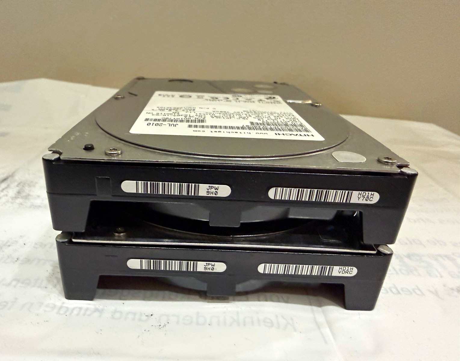 Hitachi Deskstar HUA722010CLA330 1TB HDD/ 3.5" SATA 7200RPM