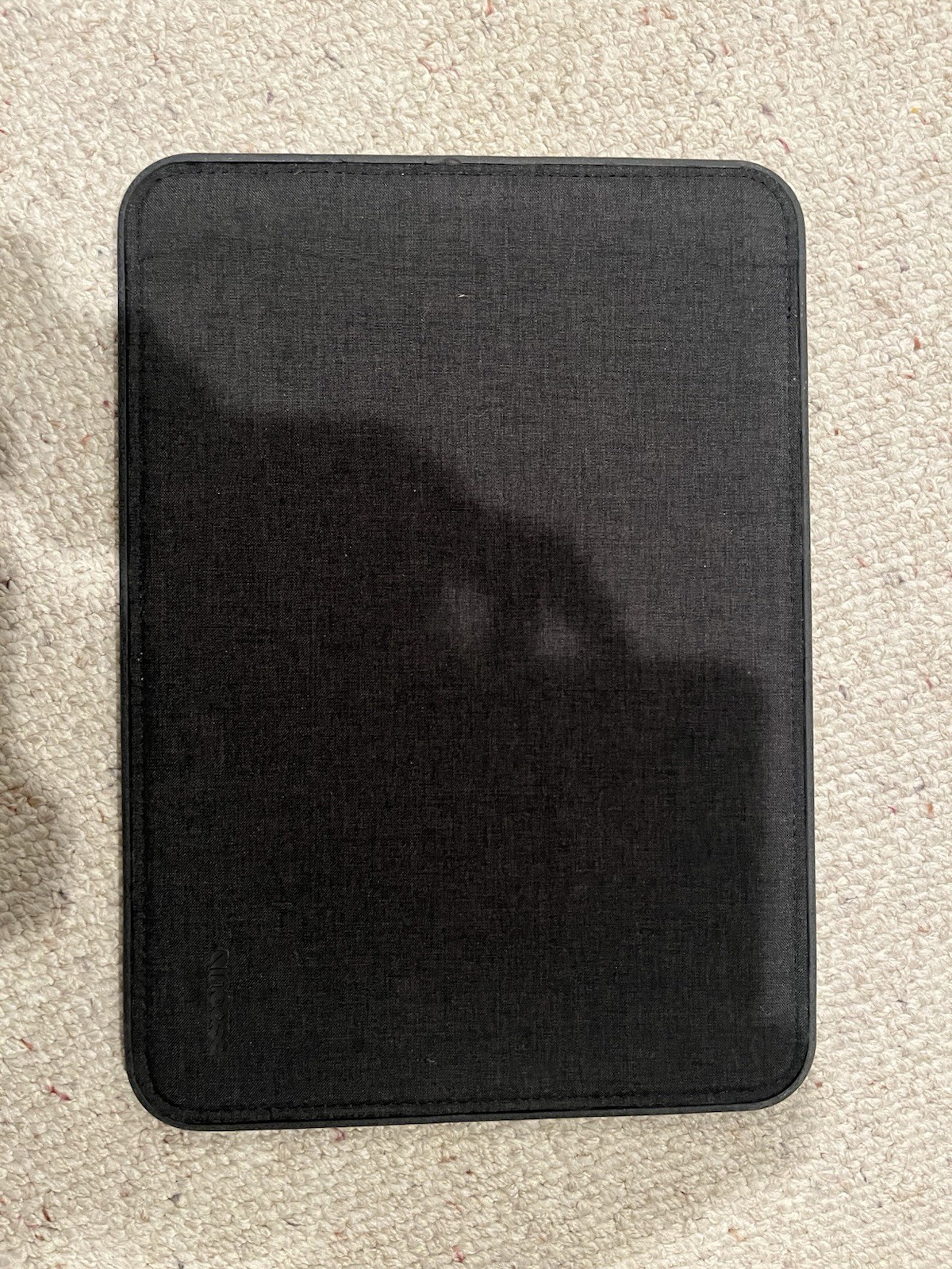 Incase ICON Sleeve with Tensaerlite Protection for 13 inch MacBook  - Black
