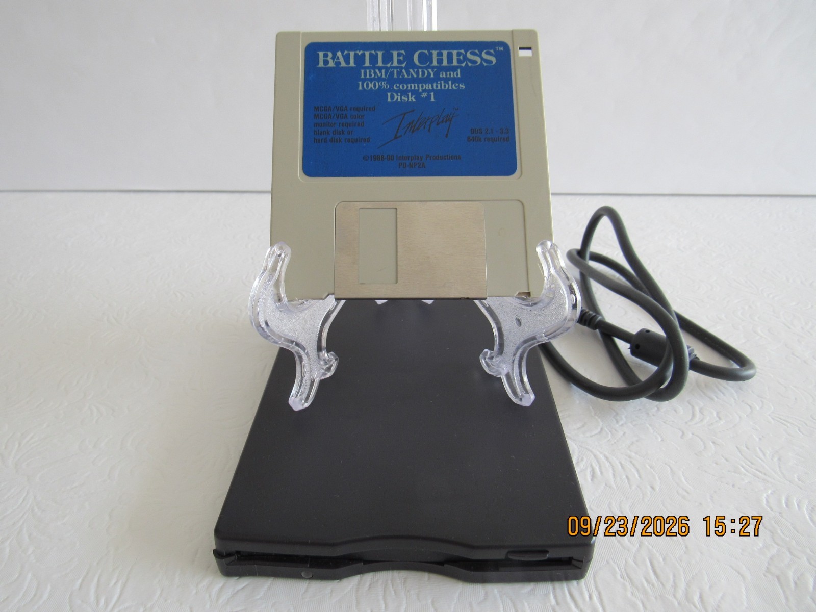 Battle Chess Disc #1 +Plus+ Dell 3.5" Drive Model: FD-05PUB USB package Deal