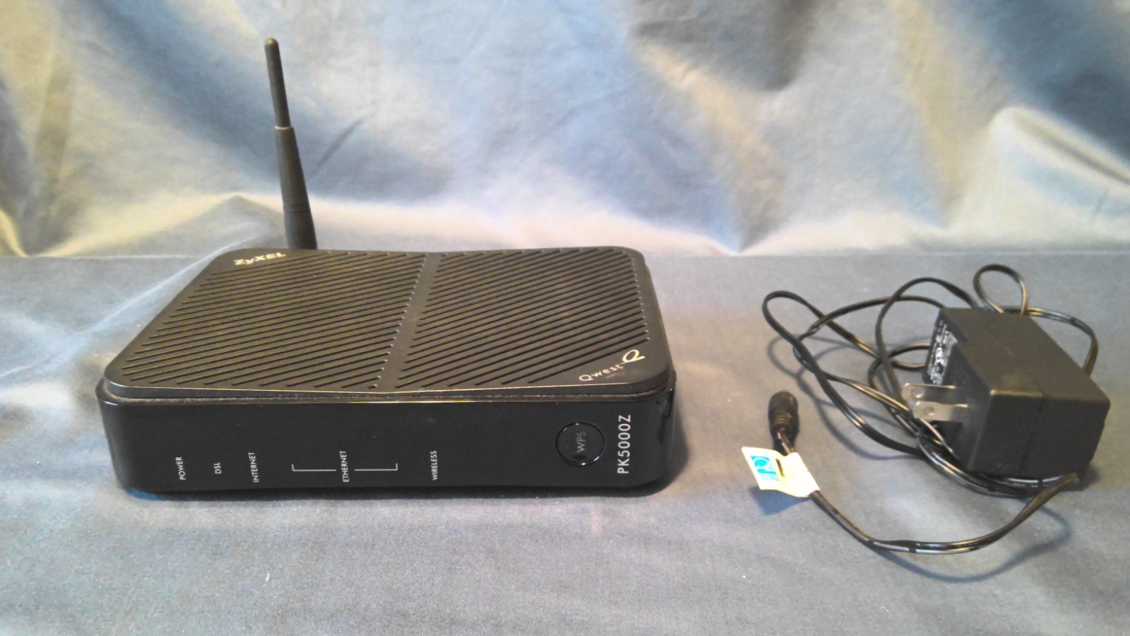 ZyXel PK5000Z DSL Modem Wireless WiFi Router with power adapter