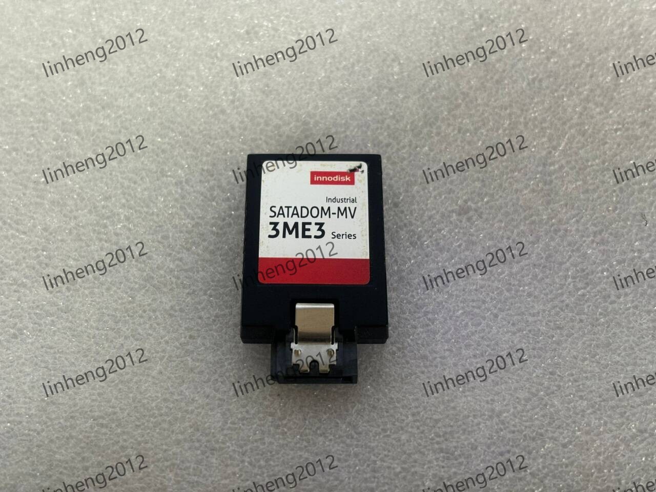 innodisk  SATADOM-MV  Industrial 3ME3  8GB DESMV-08GDBC1SCF