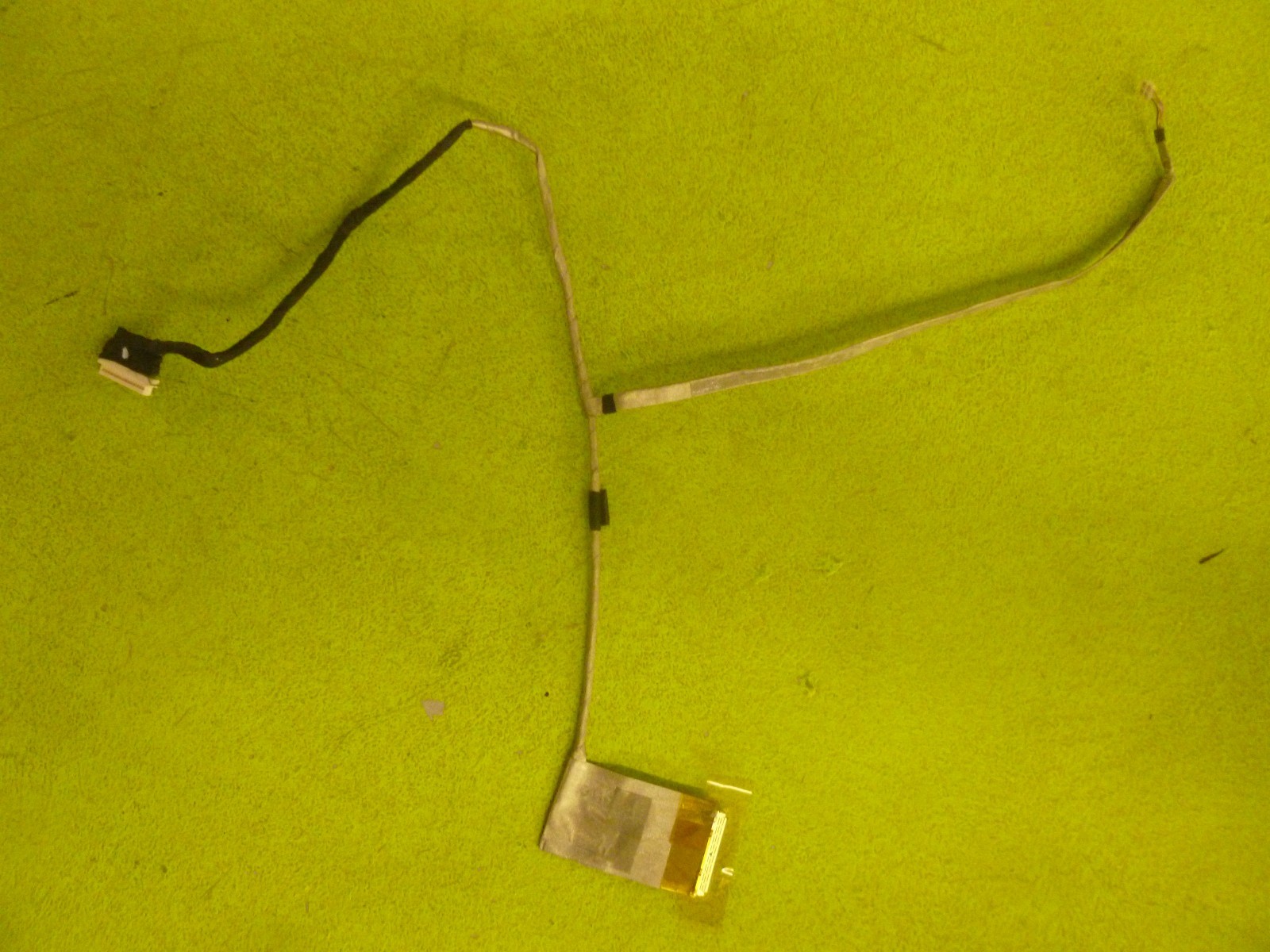 GENUINE Samsung NP-Q430 Series LCD Video Cable BA39-00958A NP-Q430-JSB1US
