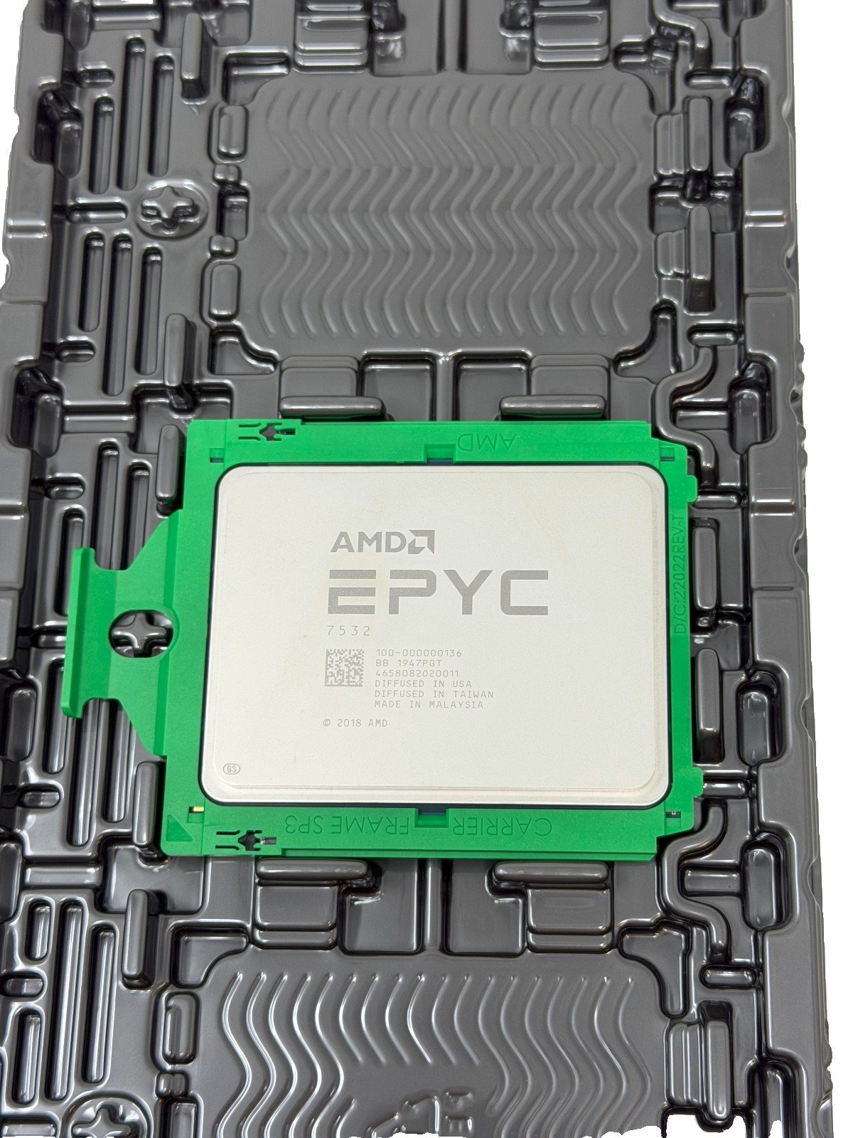 AMD EPYC 7532 32 cores 64 threads 2.4-3.3GHZ SP3 CPU processor