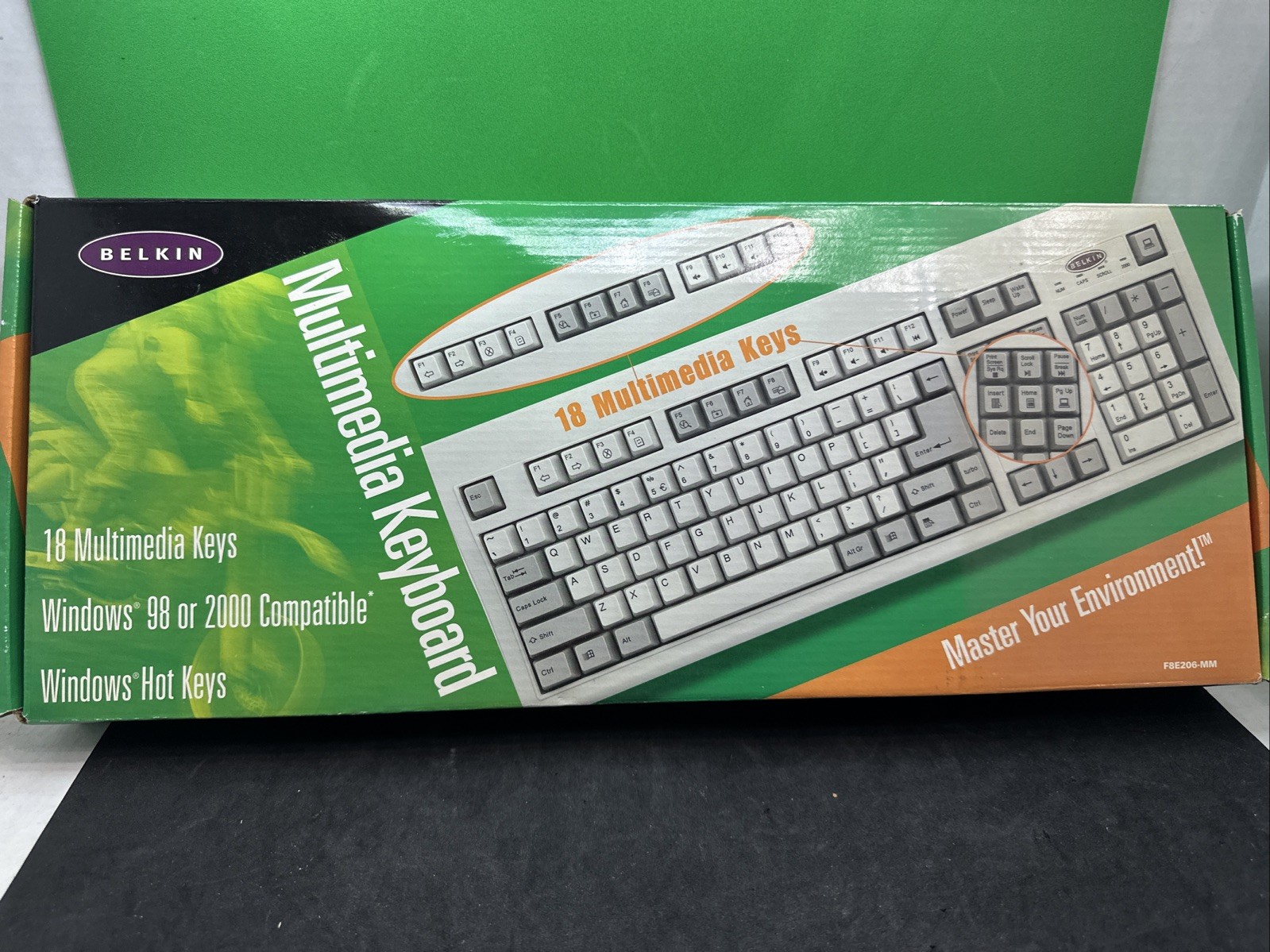 Belkin PS2 Keyboard F8E206 KB-6868 Home Office NOS White Clicky Keys QWERTY IOB