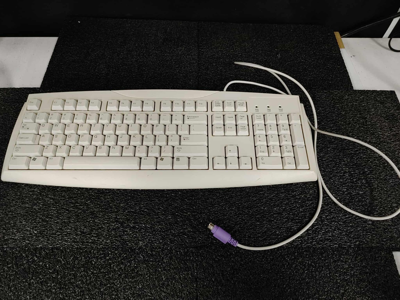 Micron SK-1688 PS/2 Connectivity Keyboard