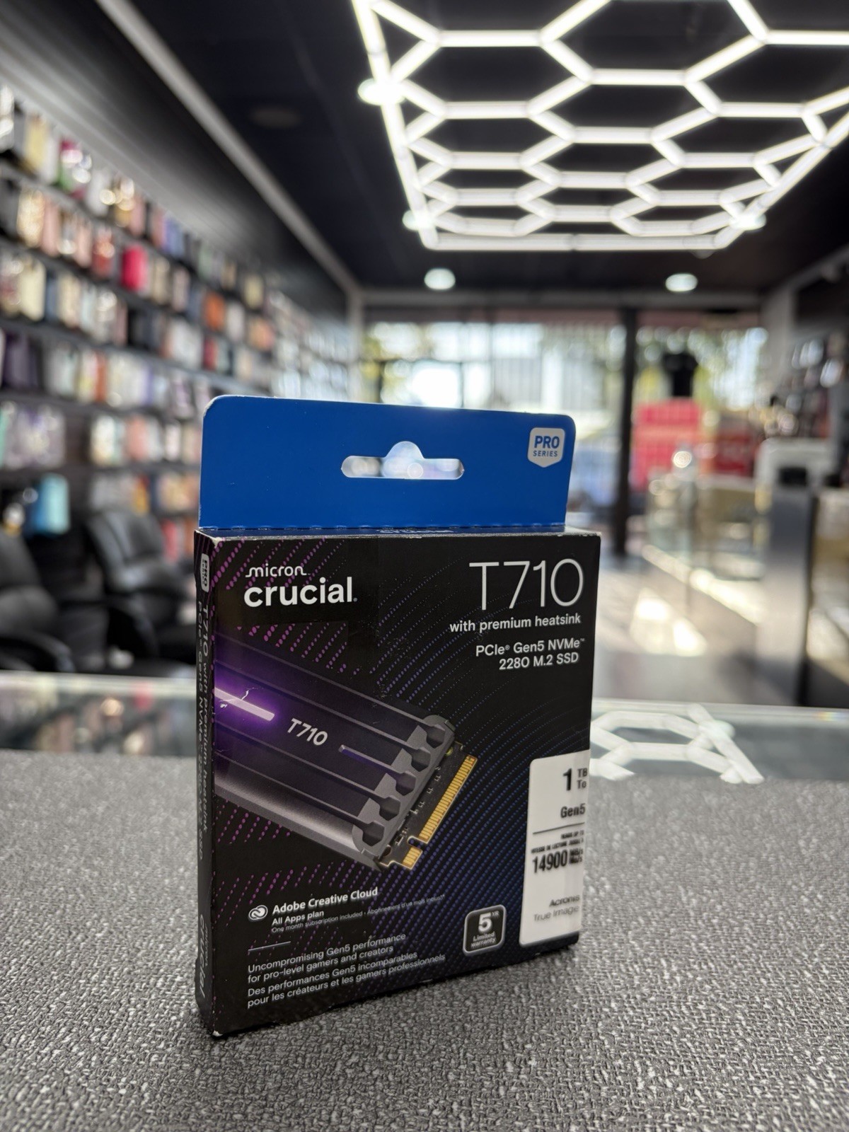Crucial T710 M.2 2280 1TB Heatsink PCIe 5.0 x4 NAND² Internal SSD - Brand New