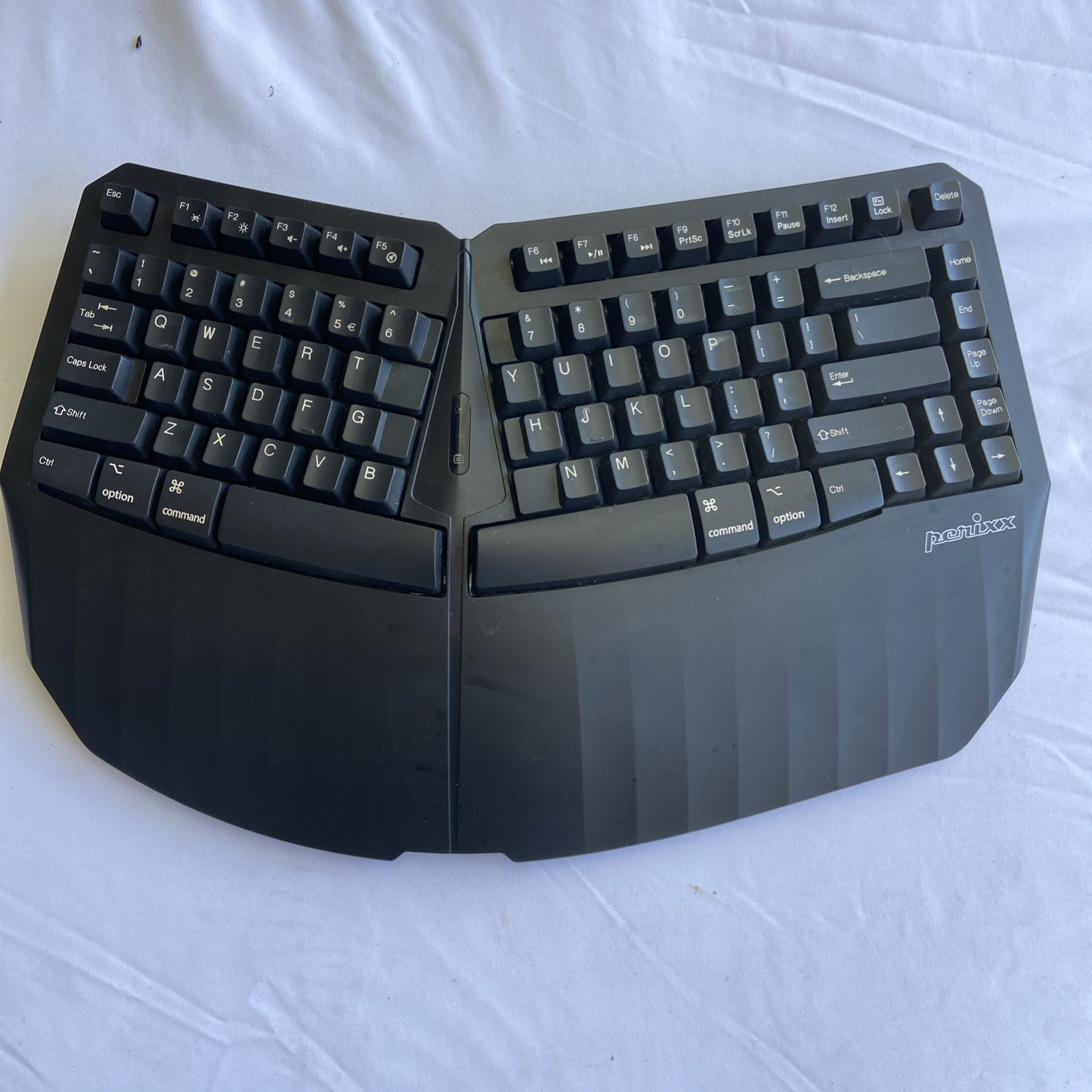 Perixx Periboard-613 Mini Wireless Dual Mode Ergonomic split Keyboard