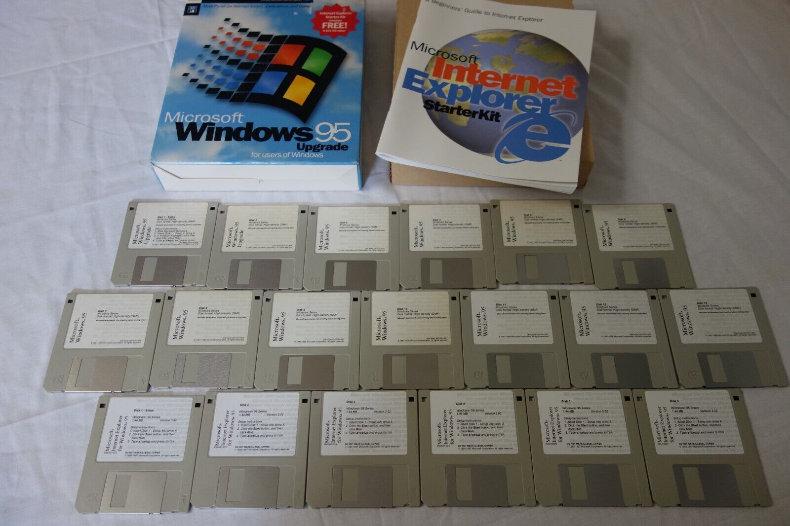 Microsoft Windows 95 Upgrade OS Operating System 3.5\