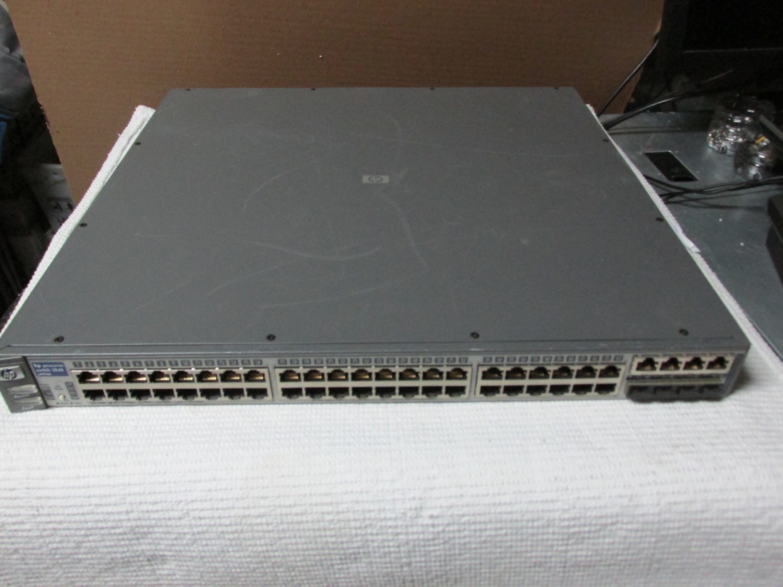 HP ProCurve 2848 48-Port Gigabit Switch J4904A, 48x 10/100/1000, 4x mini-GBIC