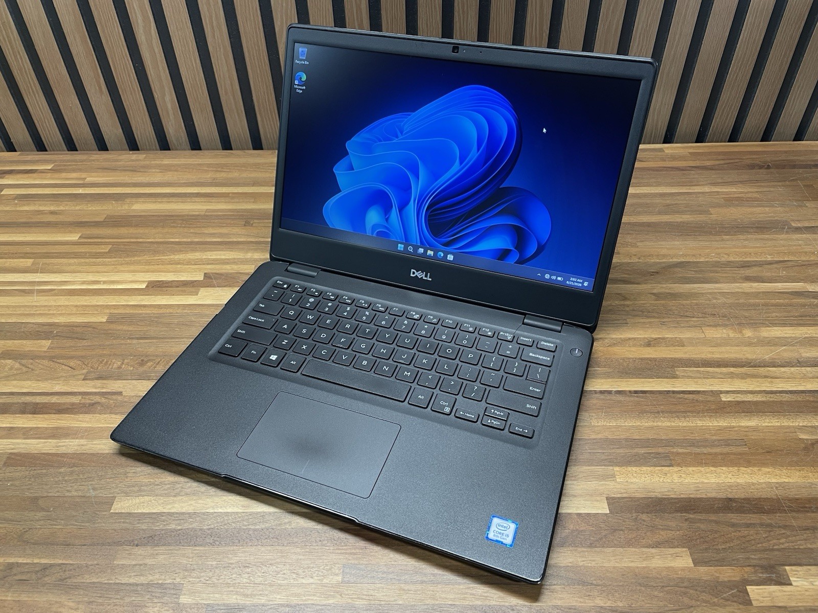 Dell Latitude 3400 i5-8265U 8GB 128GB NVMe Windows 11 Pro Laptop