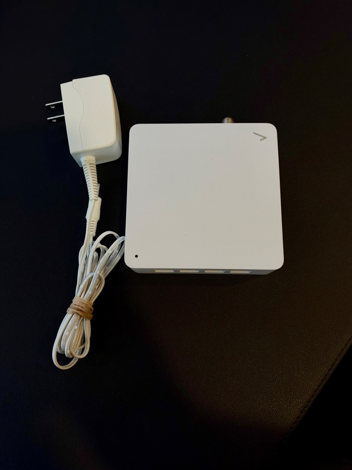 Verizon MoCA Adapter Model ASK-MAE340 Used - 