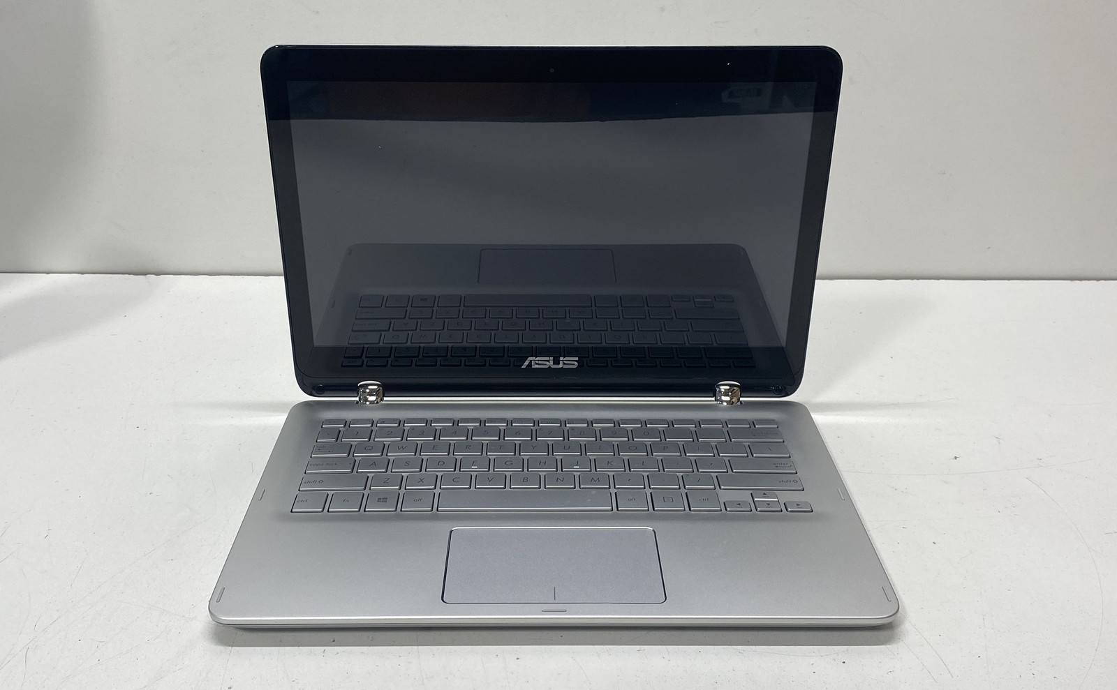 ASUS Q304UA 13.3" 2-in-1 Laptop Intel Core i5 1TB HDD For Parts or Repair