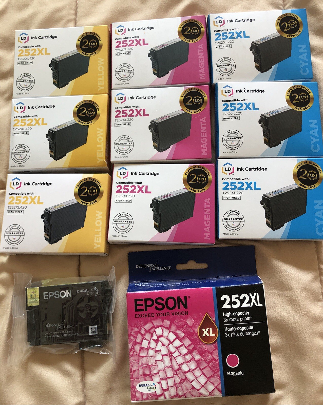 Lot of 11 new Printer Ink Cartridges 252XL - Magenta Cyan and Yellow