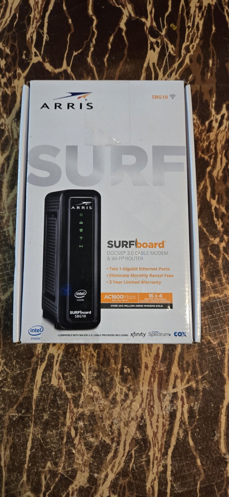 ARRIS Surfboard Cable Modem and Wi-Fi Router. SBG10.