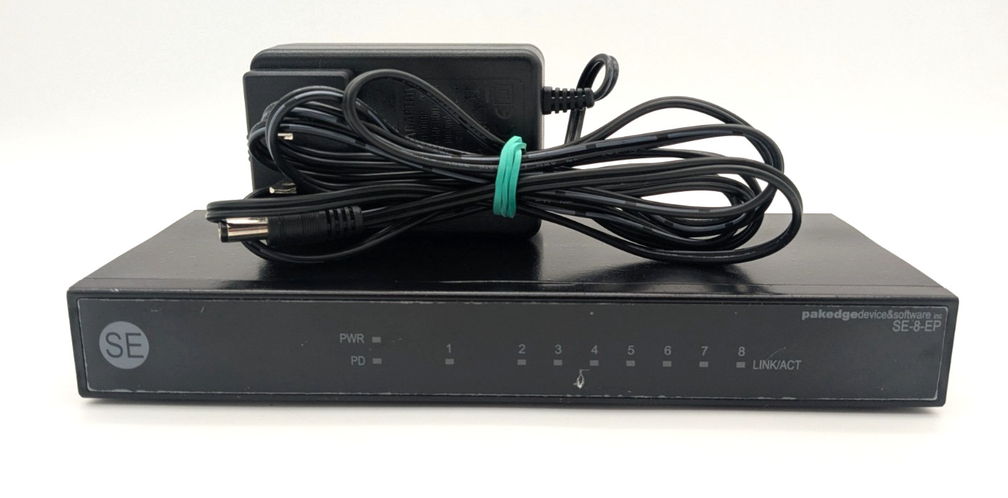 Pakedge Device & Software Inc SE-8P Unmanaged PoE 8-Port Network Switch USED
