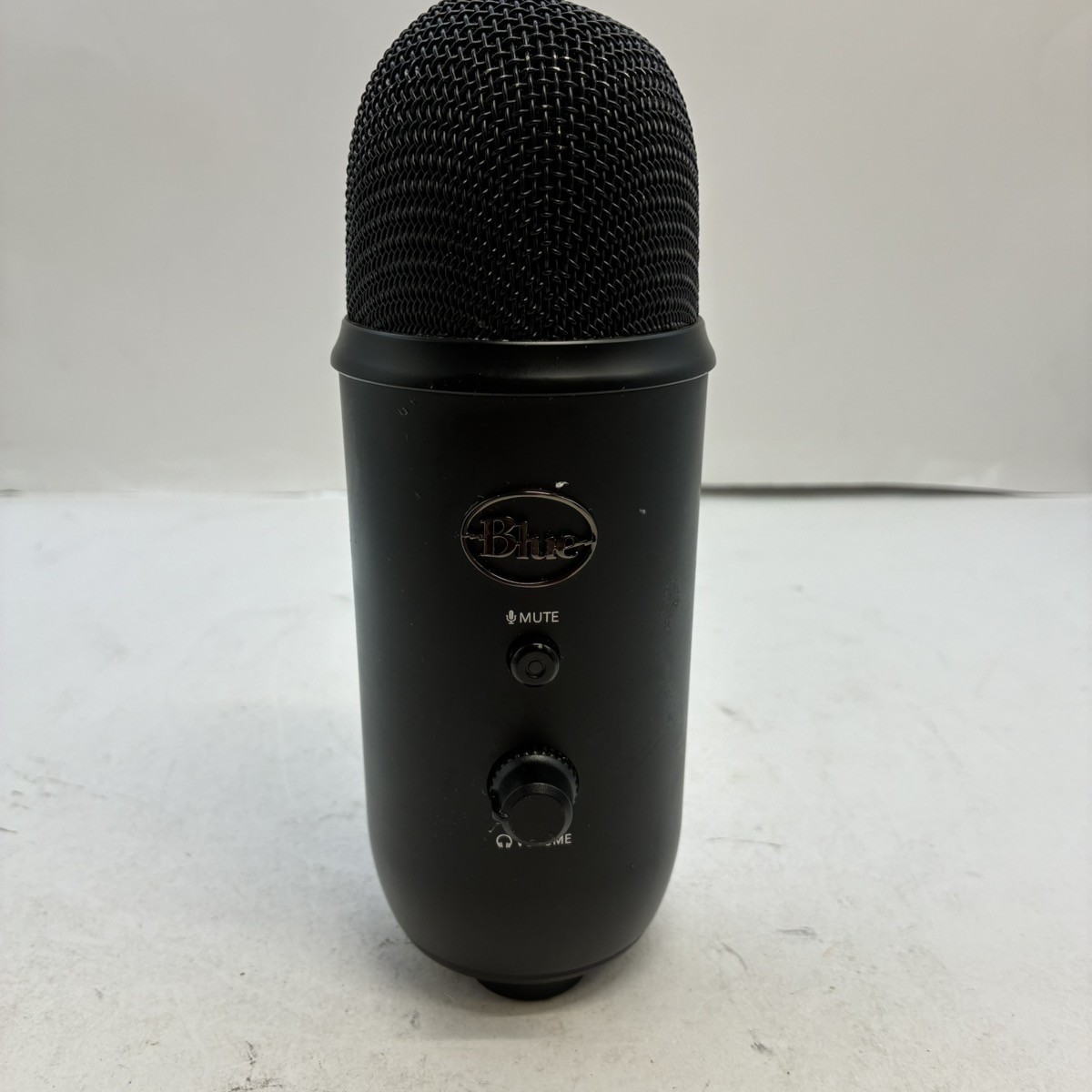 Logitech Blue Yeti Blackout USB Microphone (GO1068501)