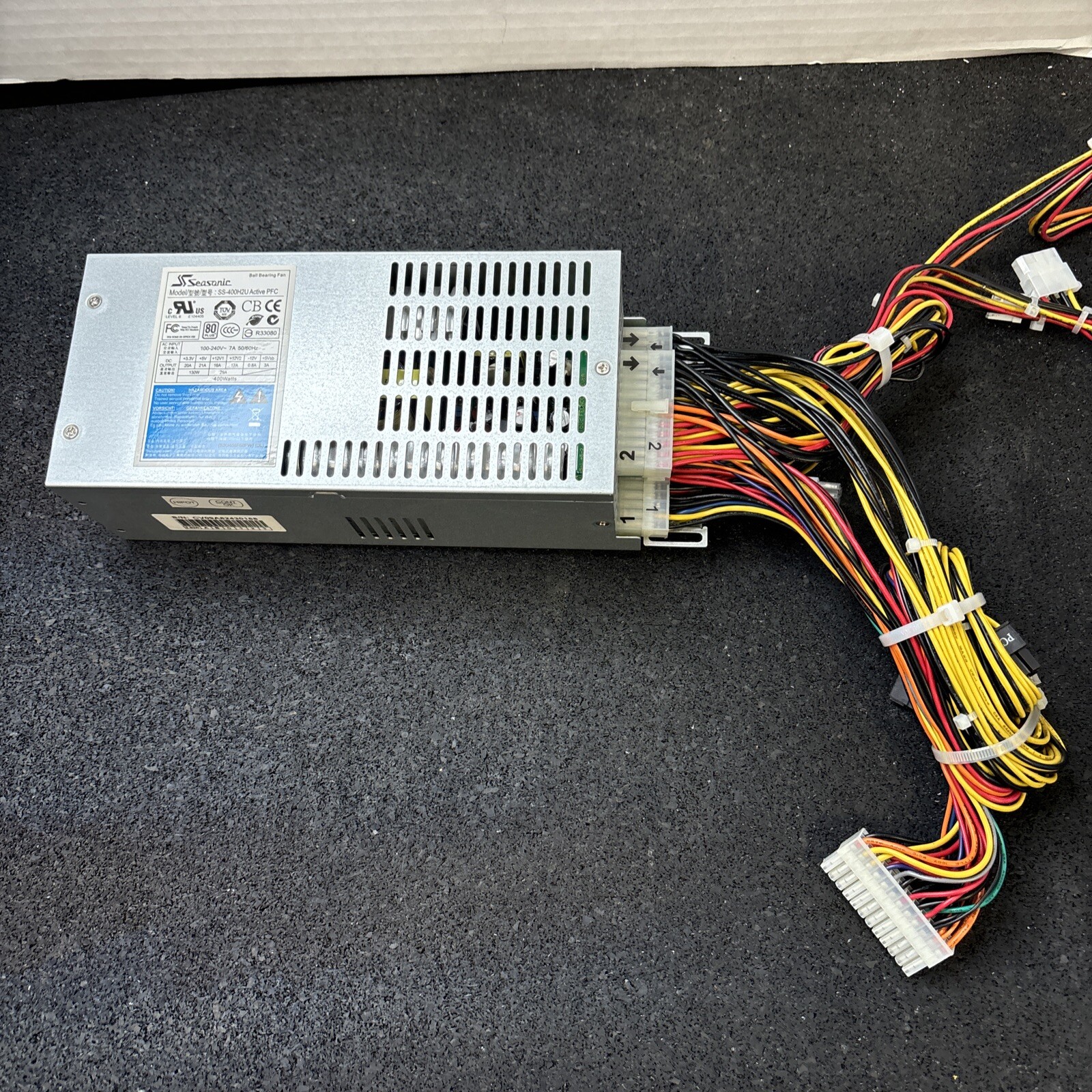 SEASONIC SS-400H2U POWER SUPPLY INCLUDES MB & DRIVE CABLES