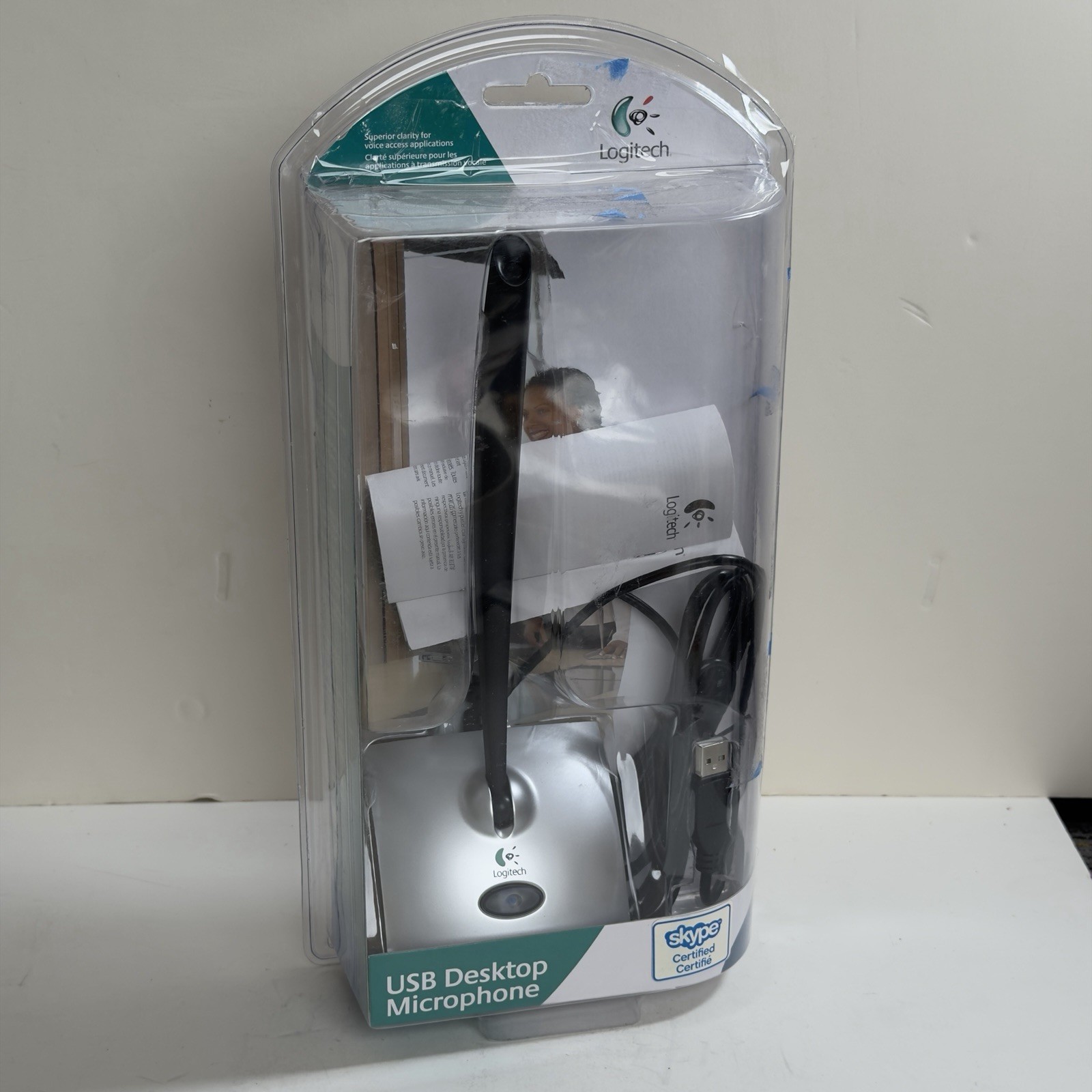 Logitech USB Desktop Microphone 980186-0403 for PC or Mac Skype In Box