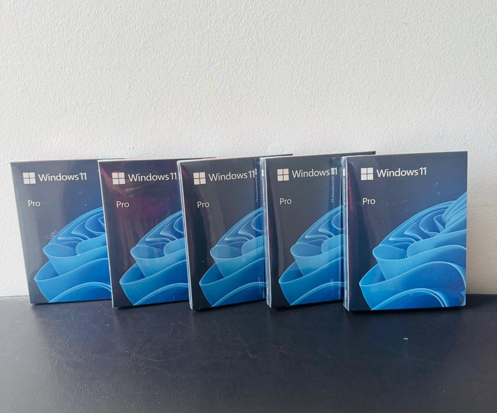 Lot of 50 Microsoft Windows 11 Pro – New Sealed Retail Packages – 64-Bit