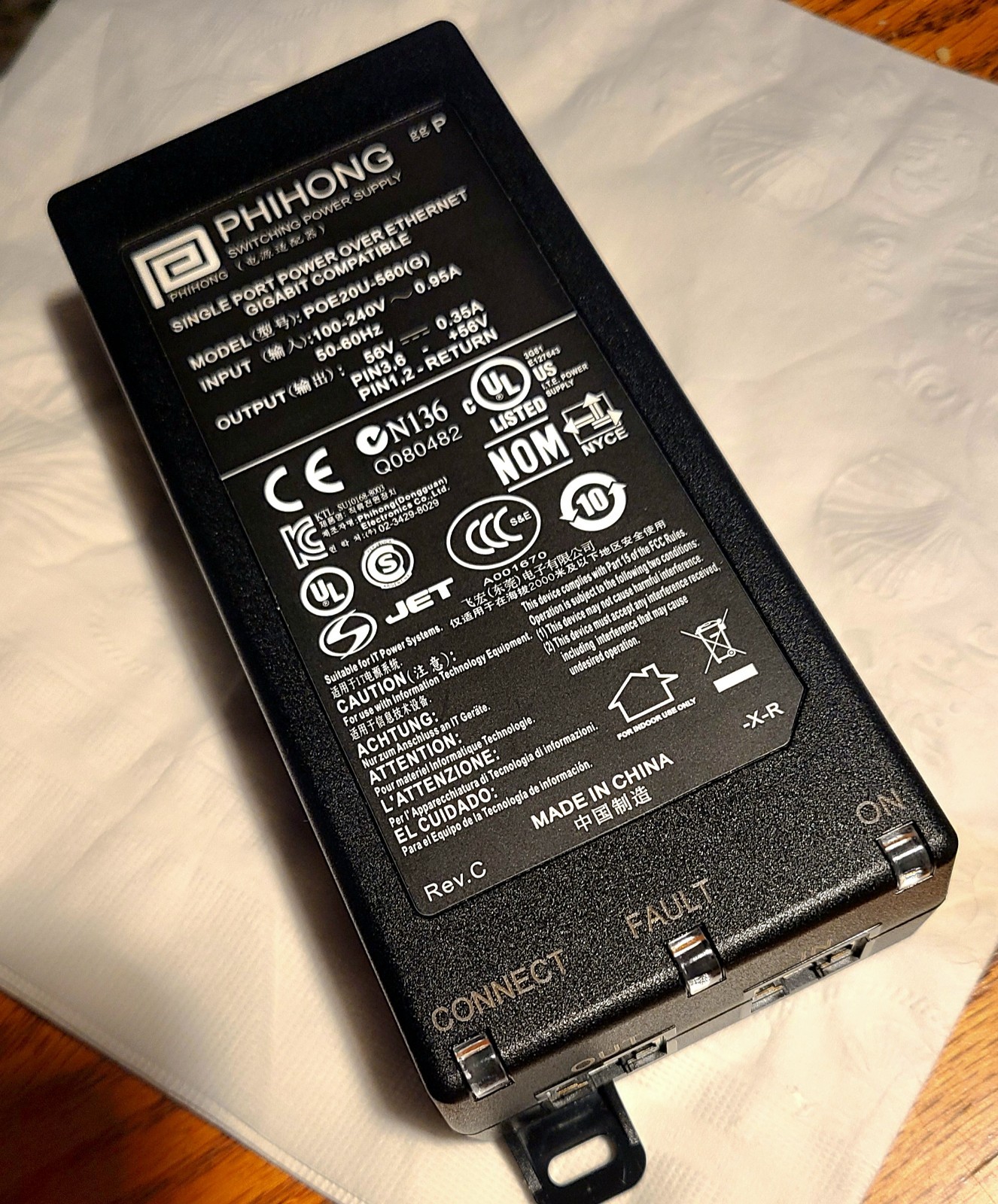 PHIHONG Switching Power Supply Single Port Power Over Ethernet POE20U-560(G)