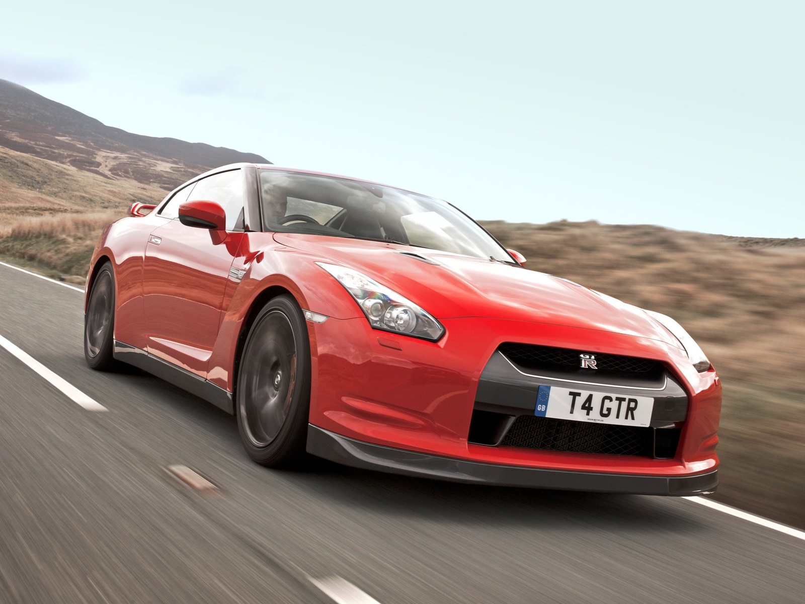 Cars nissan gt r black edition r35 uk spec coupe Desk Mat Stitched