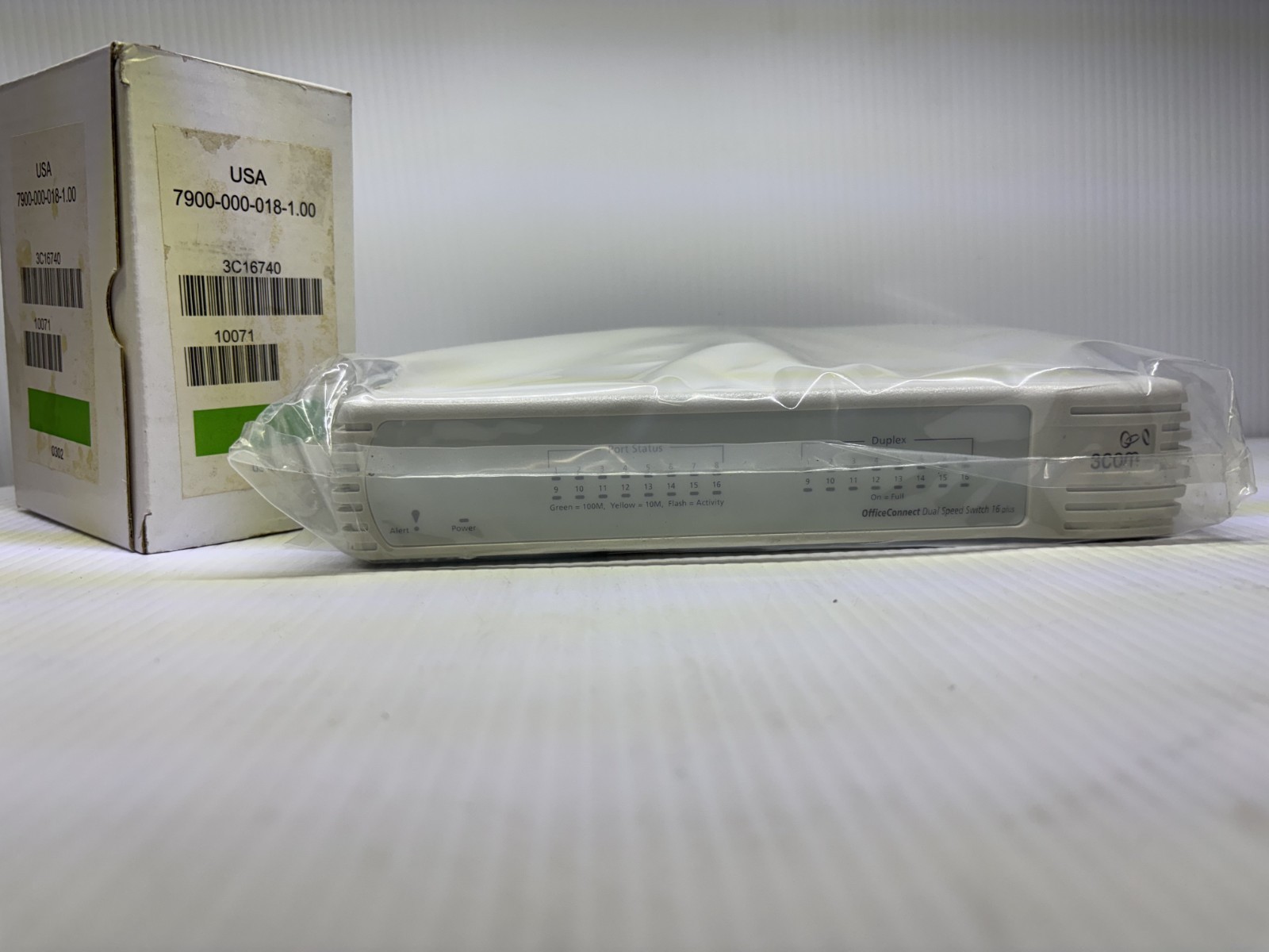 3Com 1675-010-000-2.00 Office Connect Dual Speed Hub 8 Port w/ POWER CORD