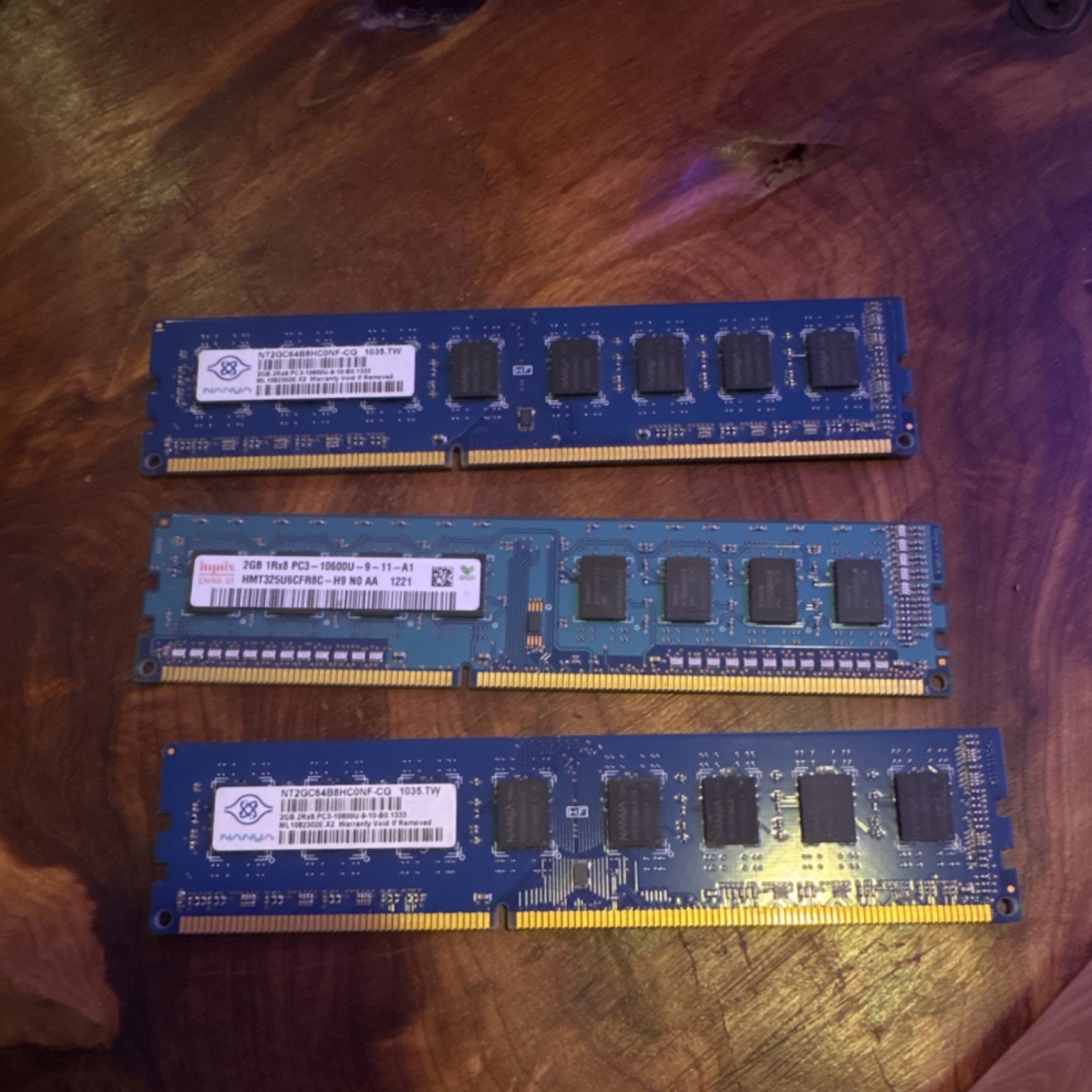 Nanya Hynix 6GB DDR3 SDRAM DIMM PC3-10600U 3x 2GB RAM Modules