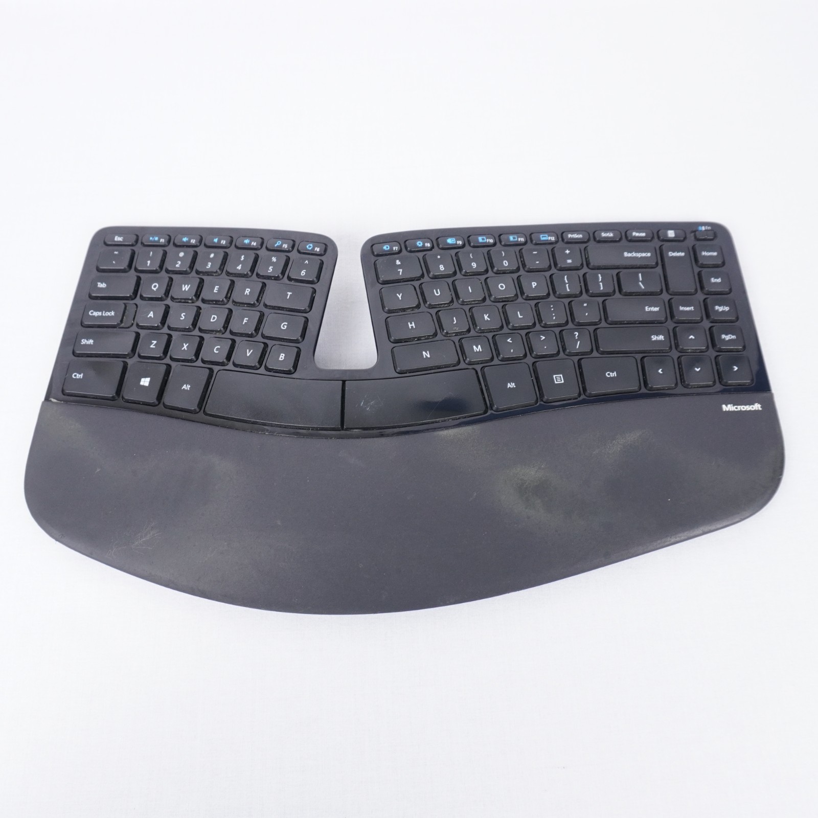 Microsoft Sculpt Ergonomic Wireless Keyboard Model 1559 NO Dongle