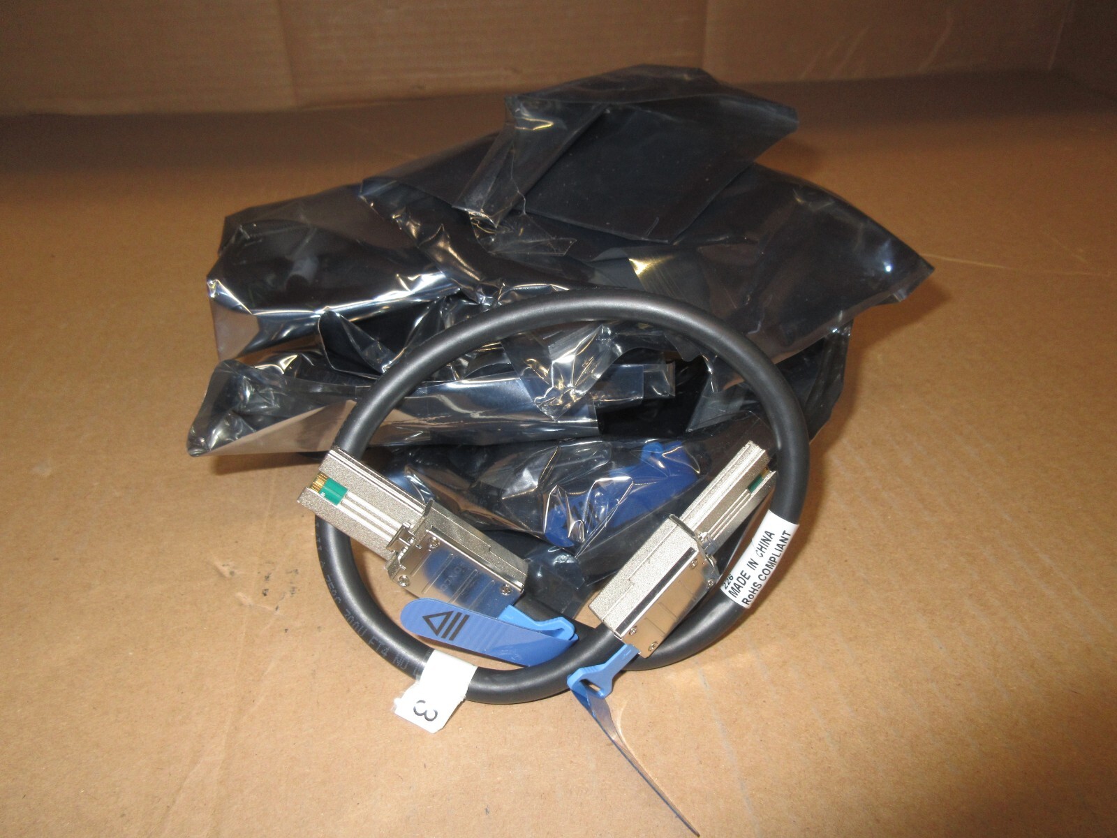 Sun 530-3886-01, 15in, SFF-8088 Ext minSAS Cable (LOT OF 8)