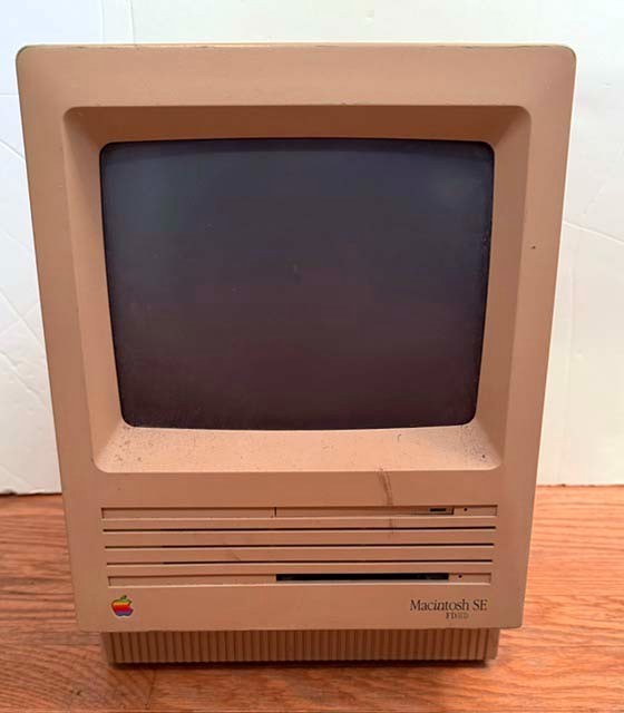 Vintage 1989 Apple Macintosh SE Desktop Computer Apple Model FDHD M5011 Untested
