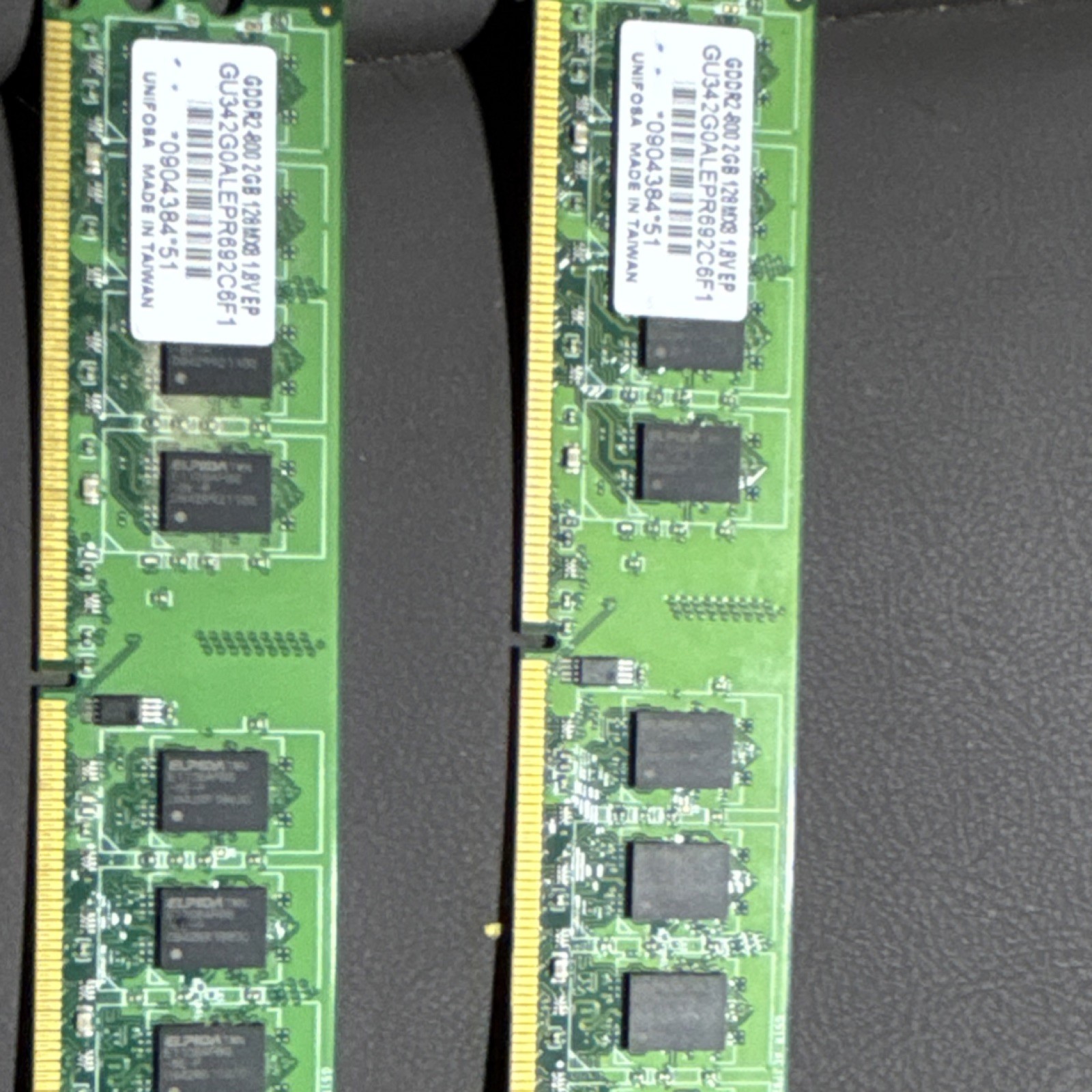 Elpida DDR2 DIMM PC2-6400 2x1GB 240-Pin RAM Modules 4Gb Total