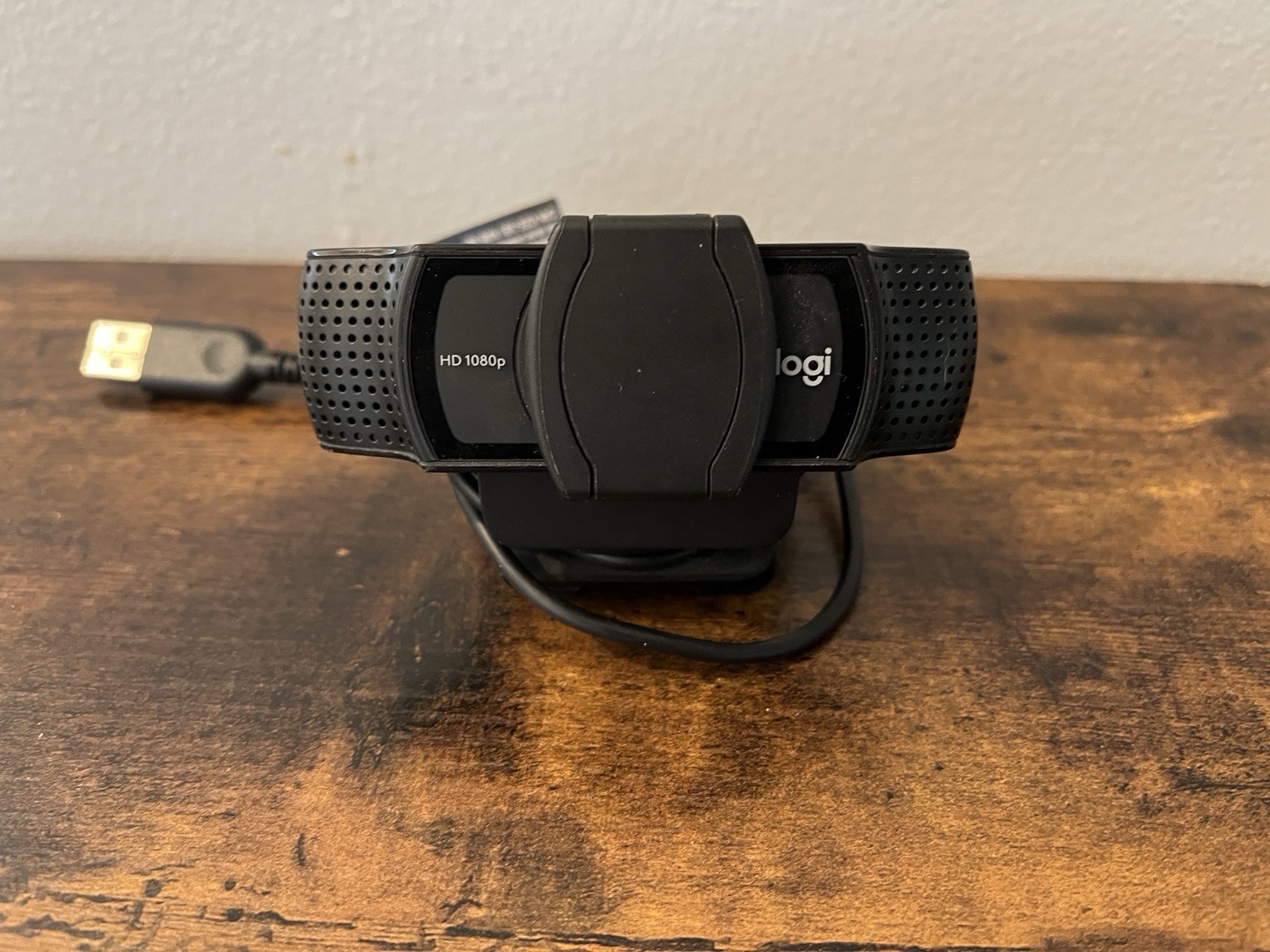 Logitech C920s Pro HD Webcam 1080p Stream Camera with Privacy Shutter Cover