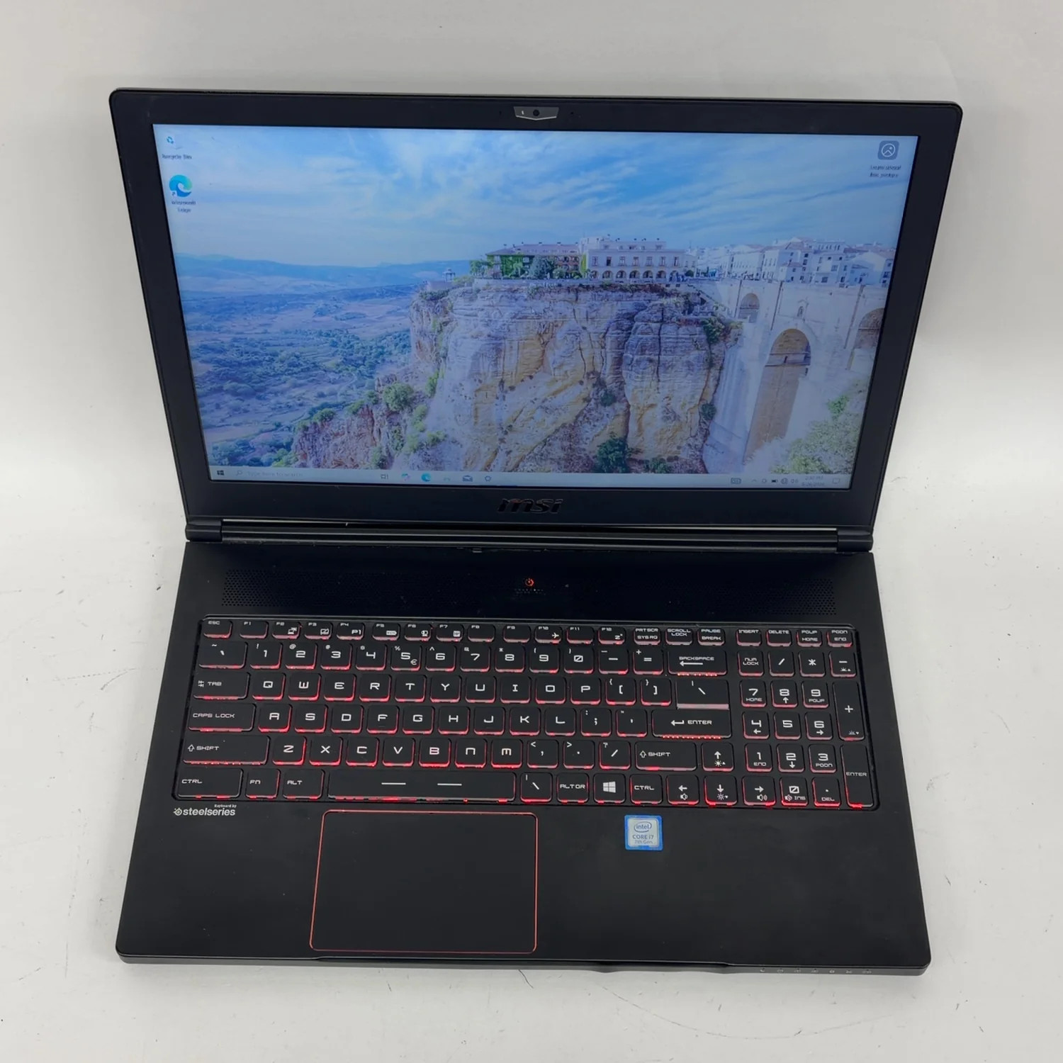 MSI Stealth Pro GS63VR 15.6" i7-7700HQ 2.8GHz 16GB 256GB SSD 1TB HDD GTX 1060