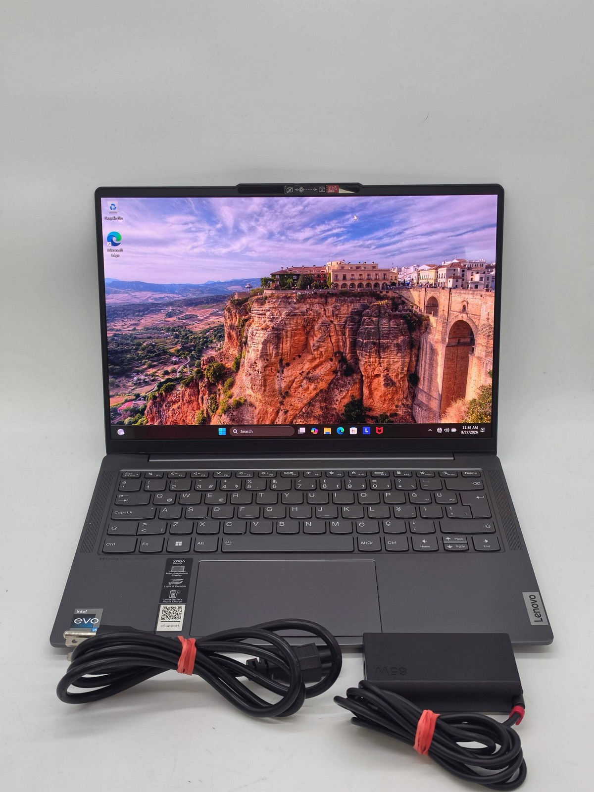Lenovo Yoga Slim 6 14IAP8 14" Core i5-1240P 8GB RAM 512GB SSD Laptop For Parts