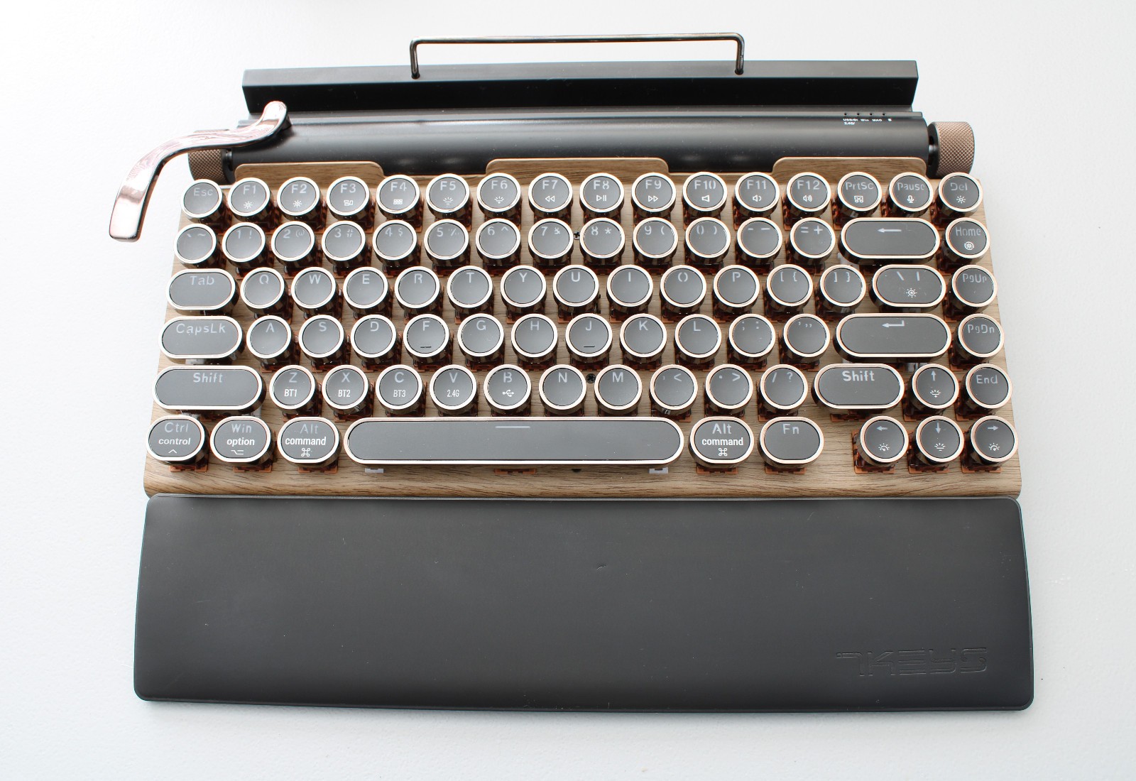 7KEYS TW1867 Retro Mechanical Keyboard + TW1800 Numpad Wood Linear Switch